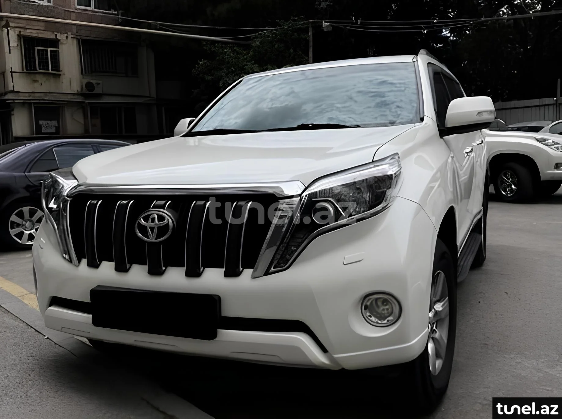 Toyota Land Cruiser Prado 2013