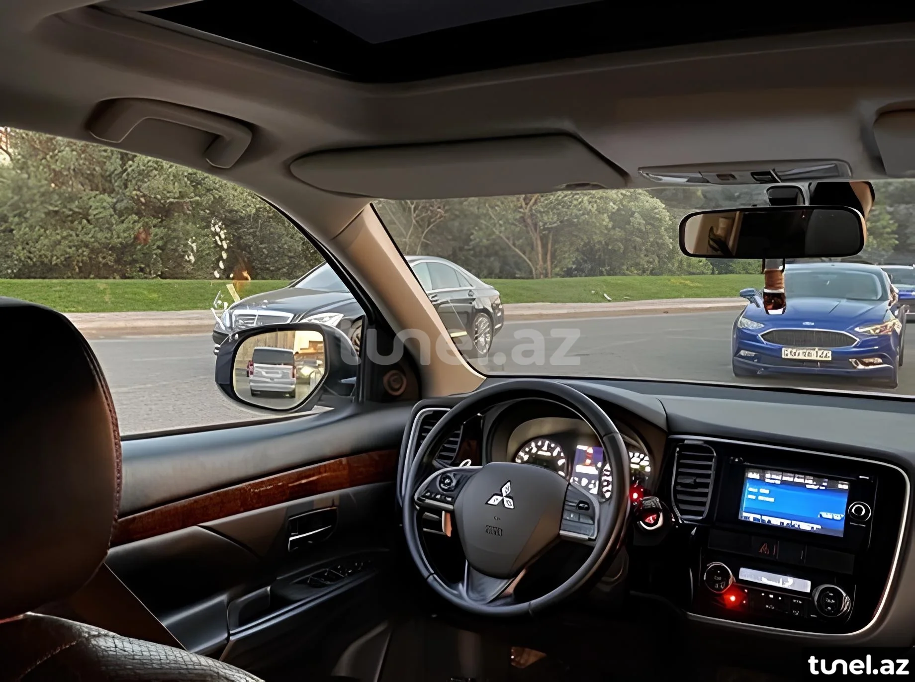 Mitsubishi Outlander 2014