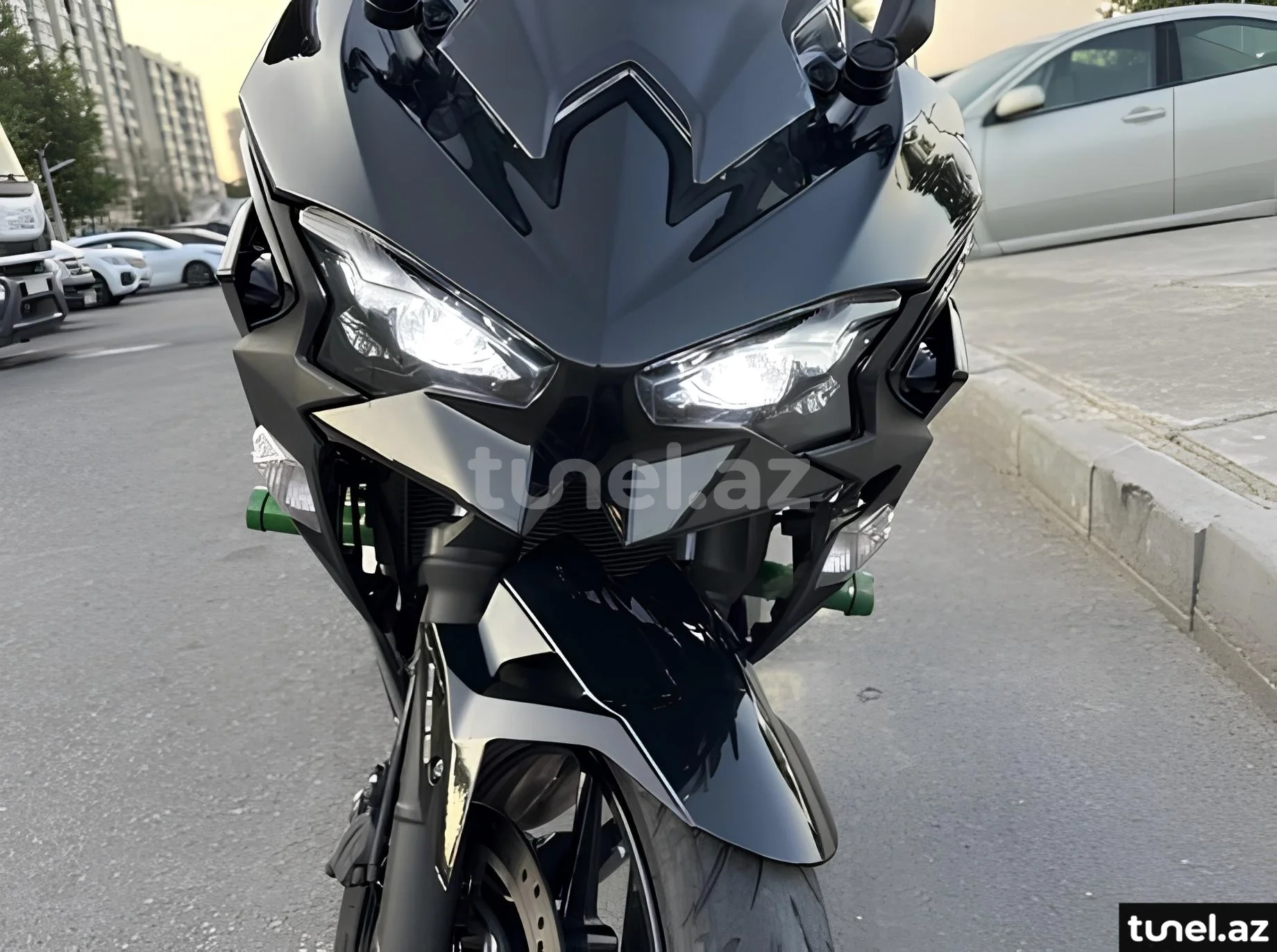 Kawasaki Ninja 500 2025