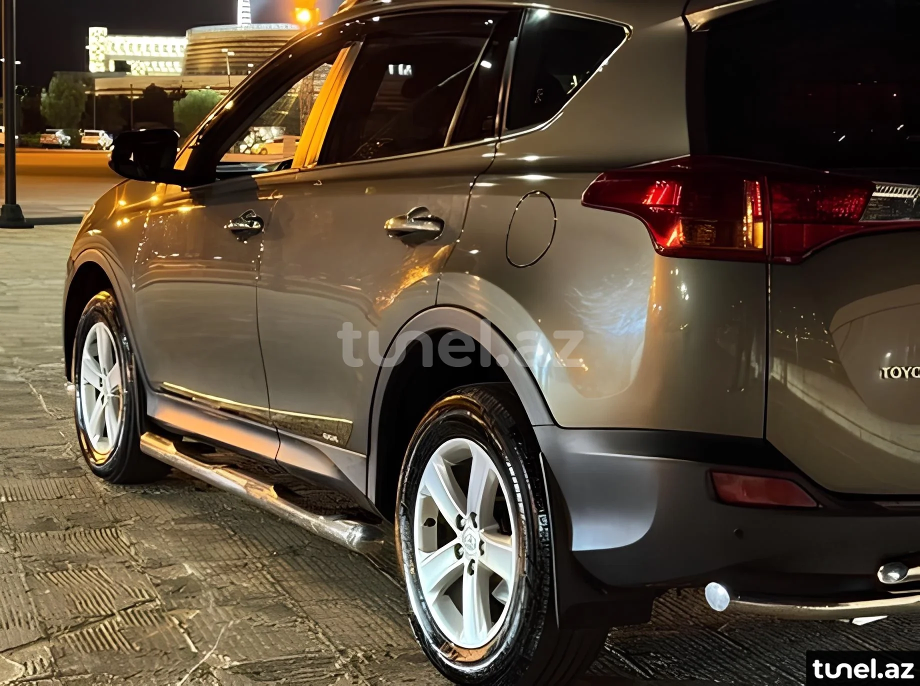 Toyota RAV4 2013