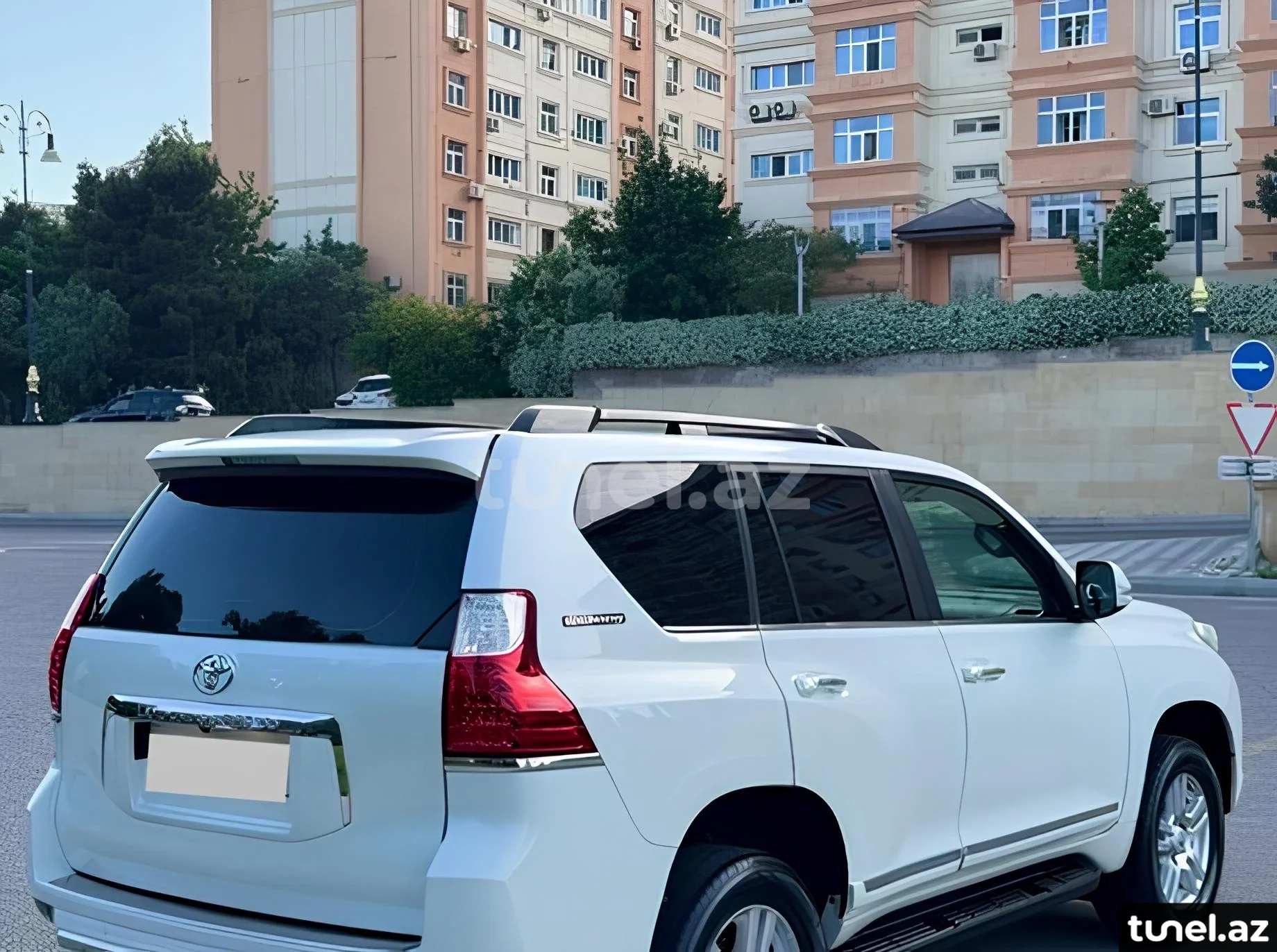 Toyota Land Cruiser Prado 2012
