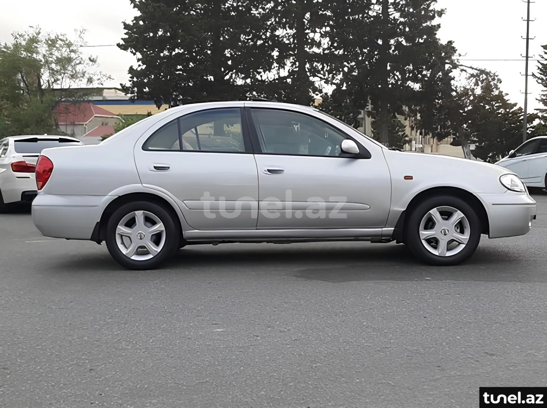 Nissan Sunny 2005