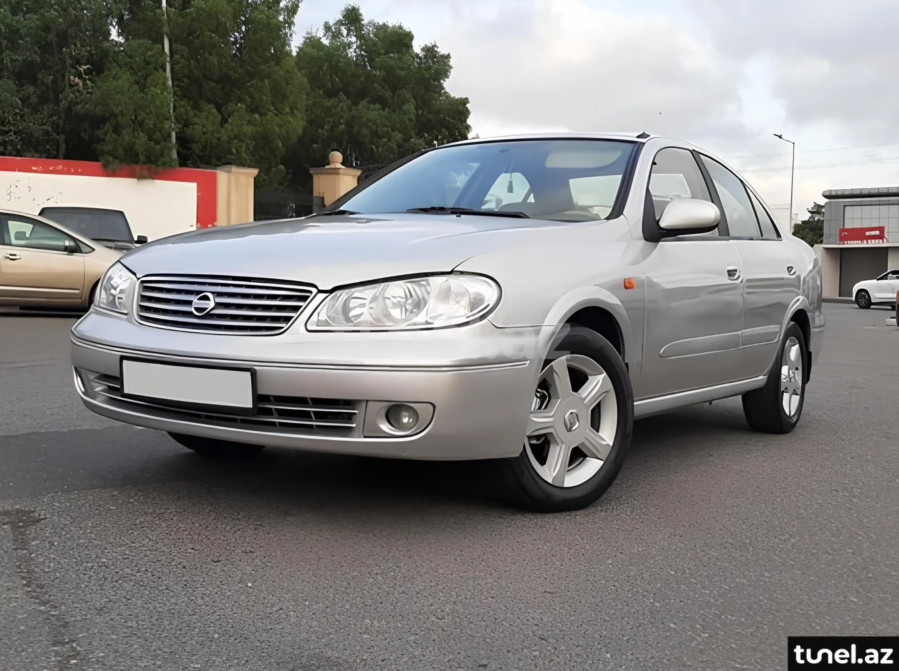 Nissan Sunny 2005