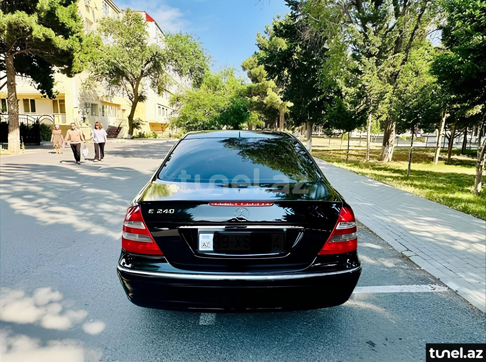 Mercedes E 240 2003