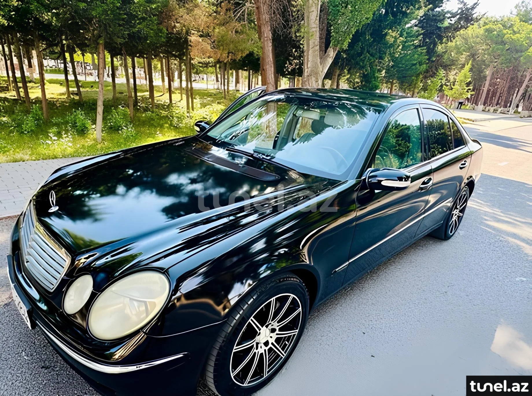 Mercedes E 240 2003