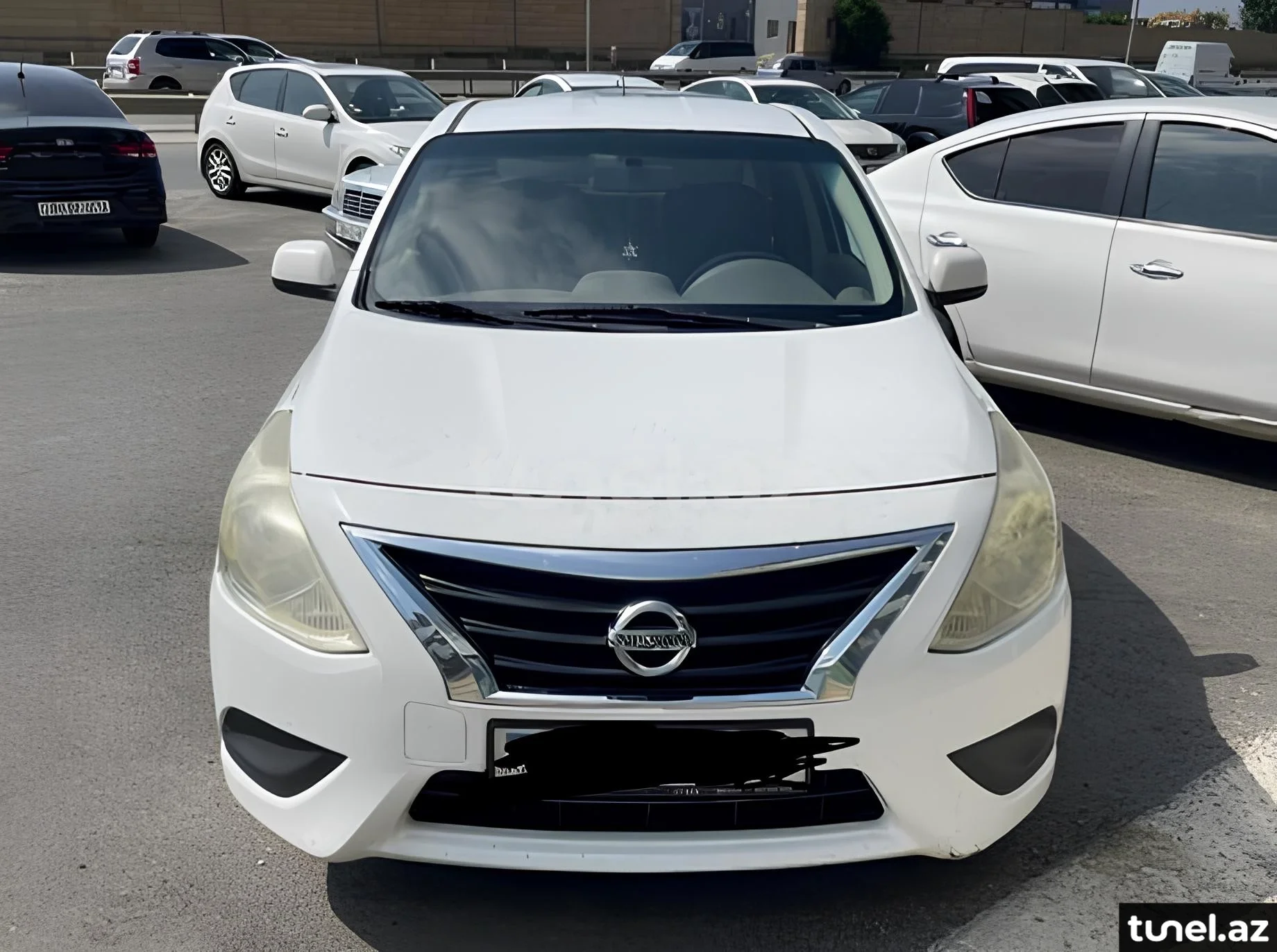 Nissan Sunny 2015