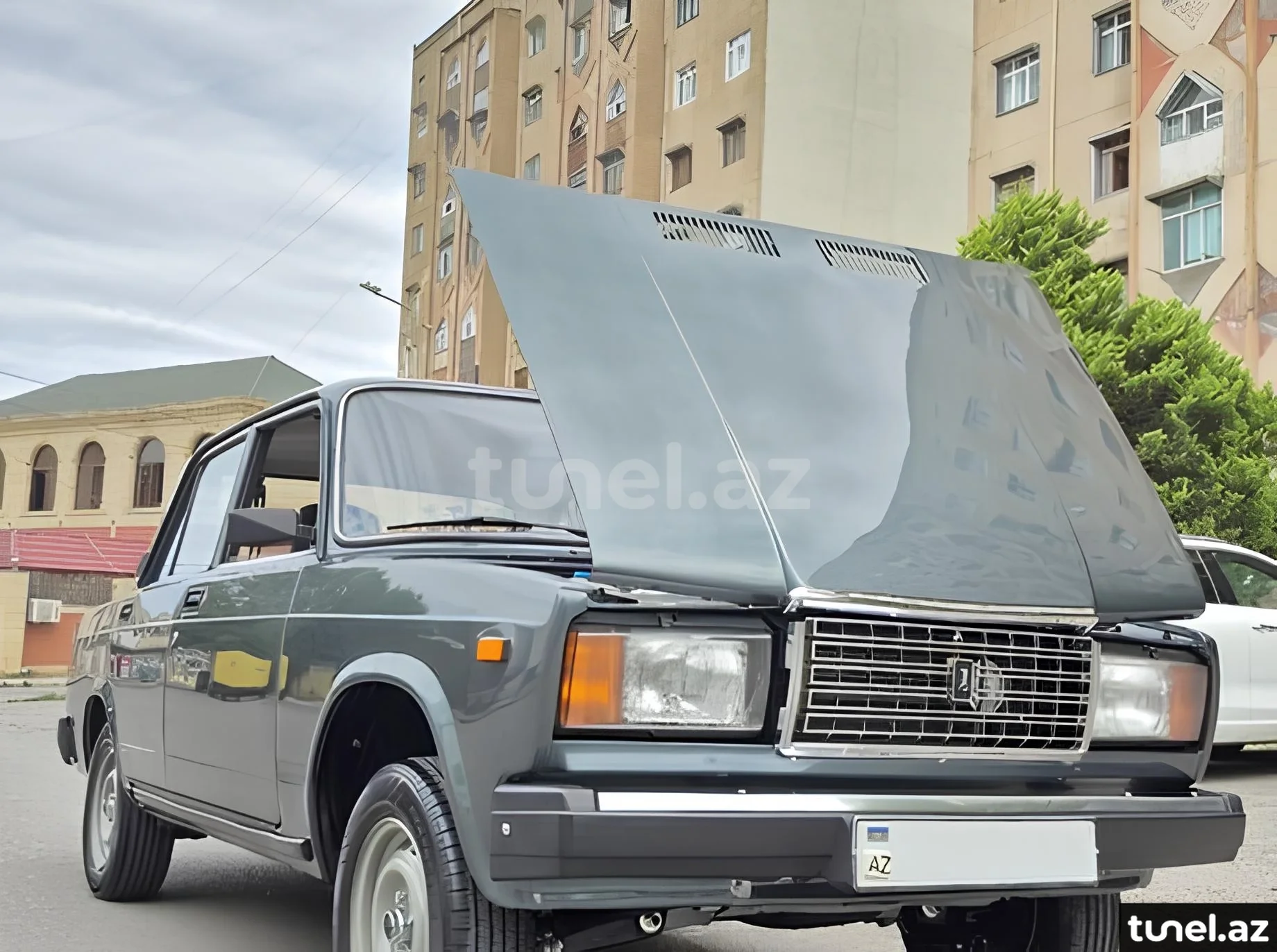 LADA (VAZ) 2107 2010