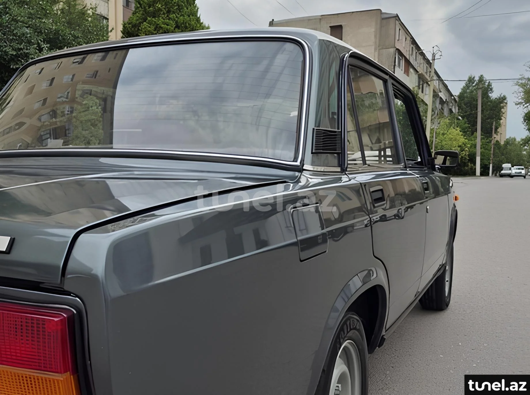 LADA (VAZ) 2107 2010