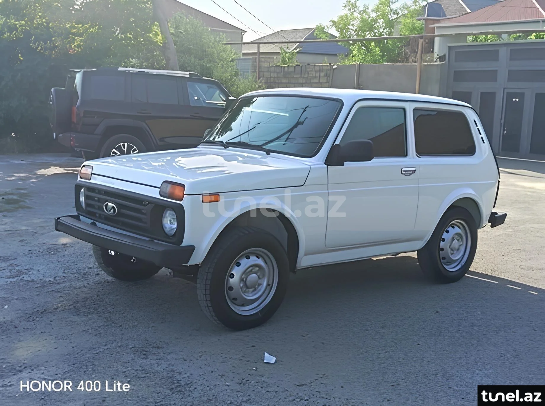 LADA (VAZ) Niva 2003