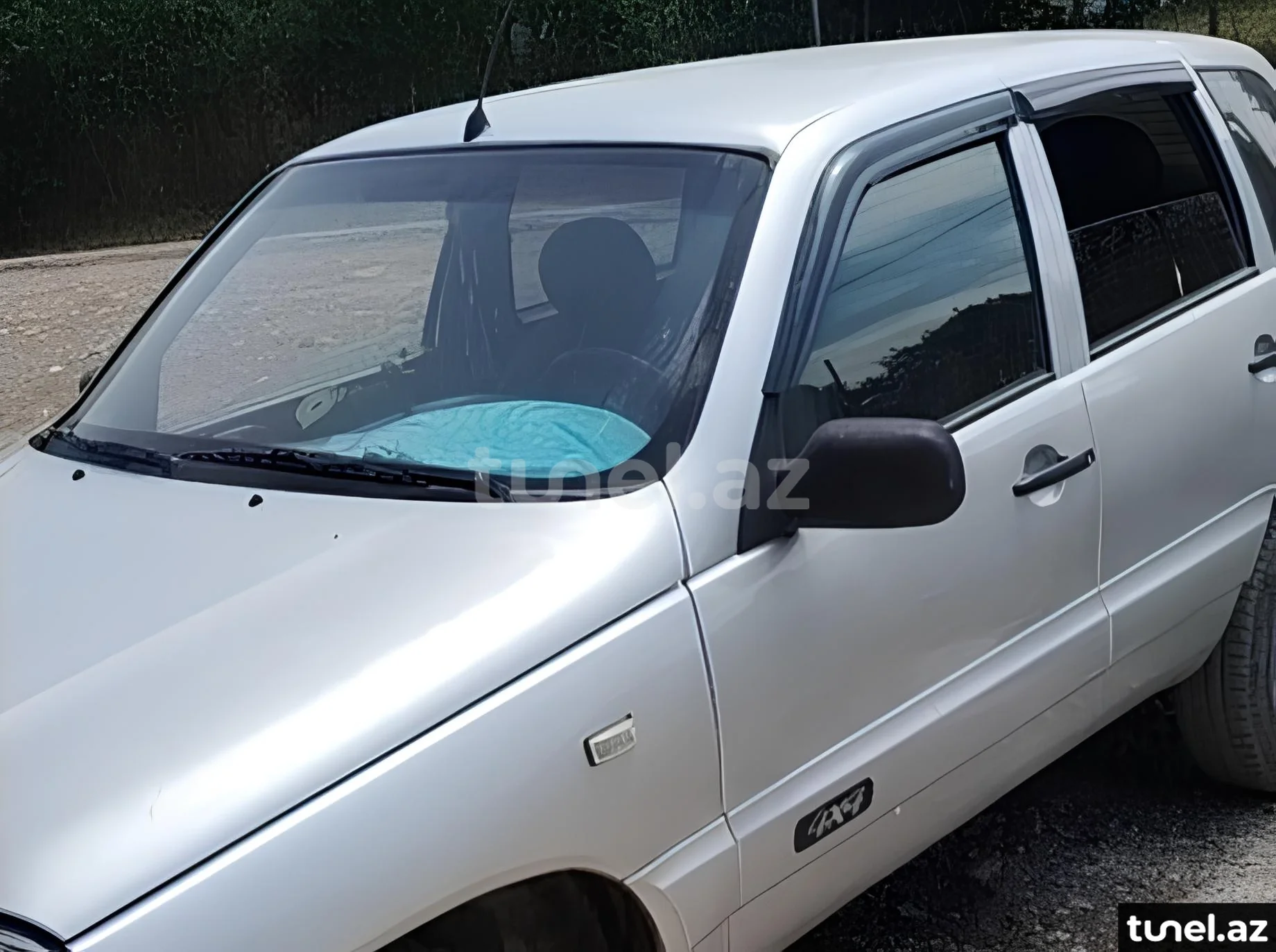 LADA (VAZ) Niva 2006