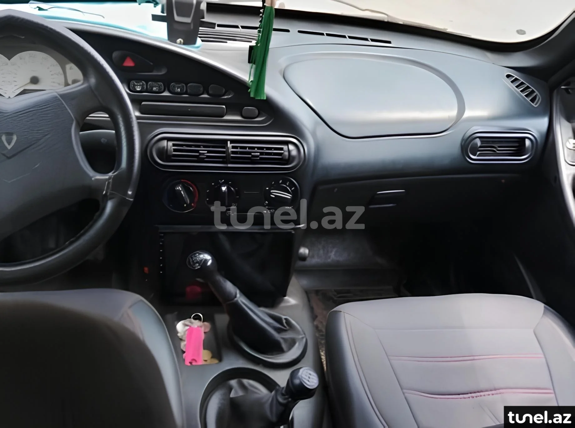 LADA (VAZ) Niva 2006