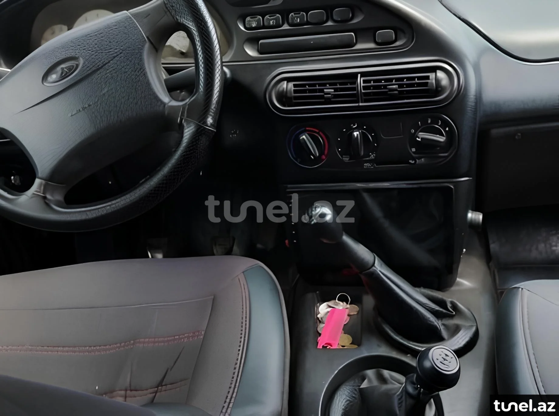 LADA (VAZ) Niva 2006