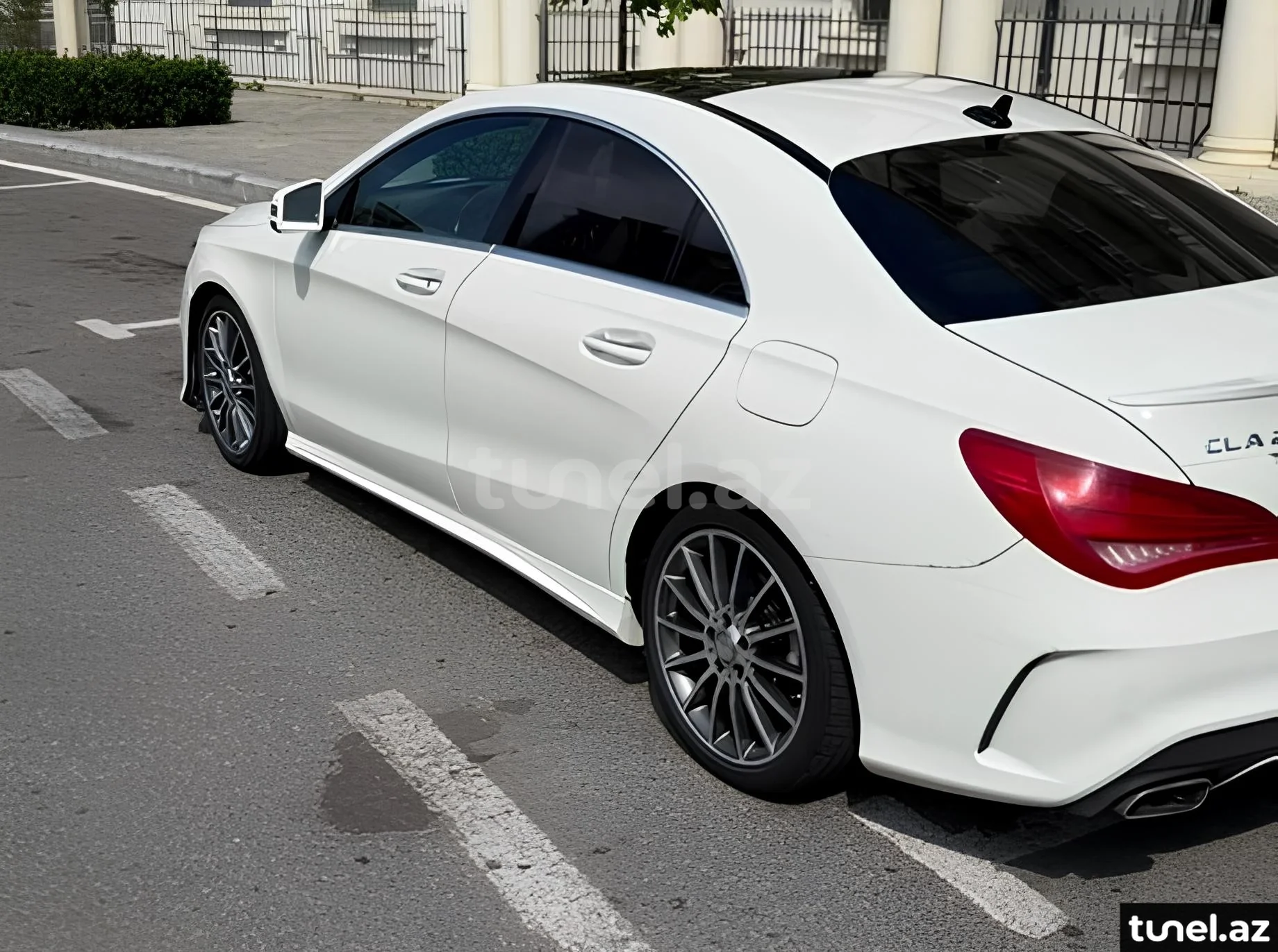Mercedes CLA 250 4MATIC 2015