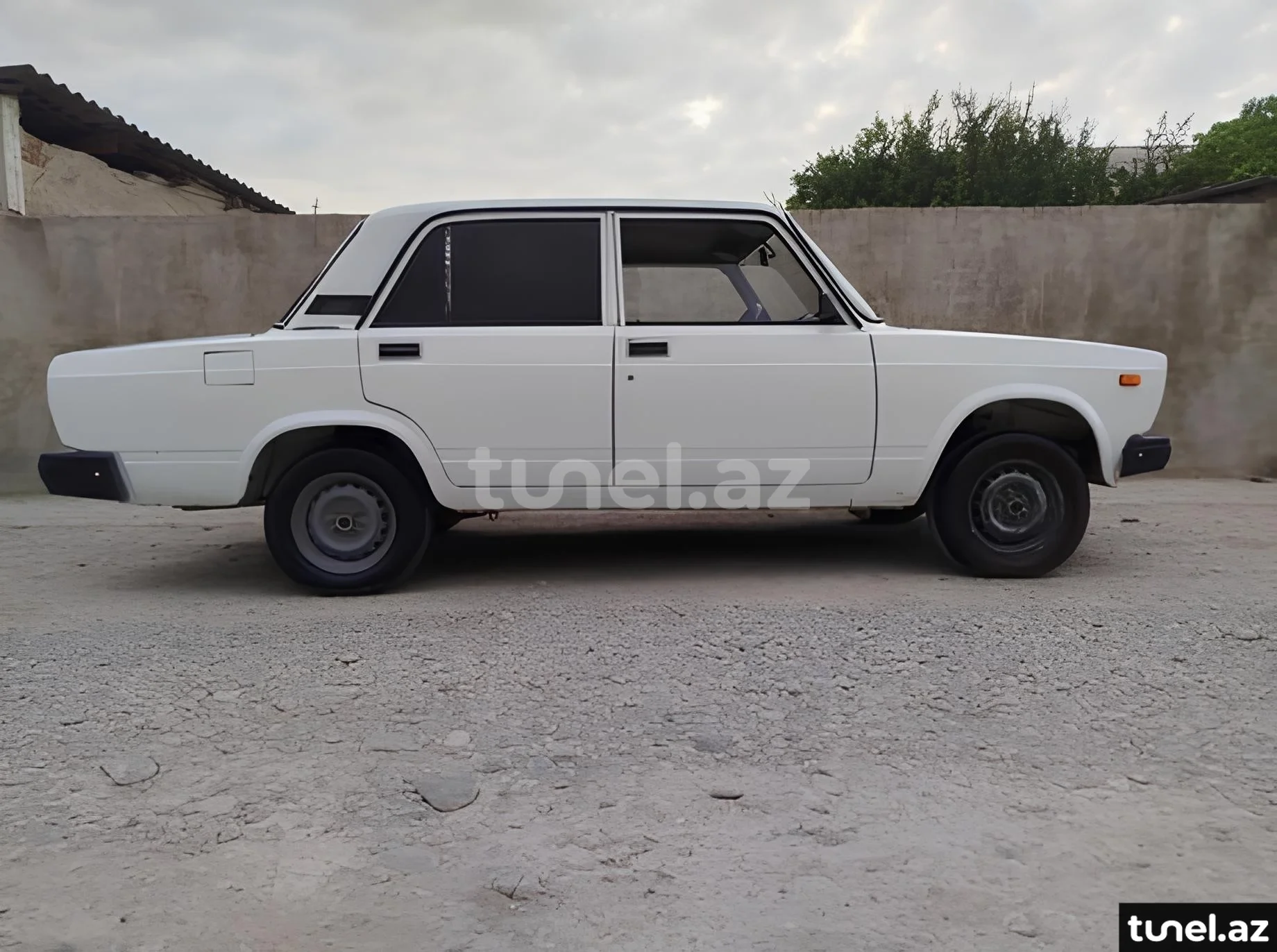 LADA (VAZ) 2107 1993