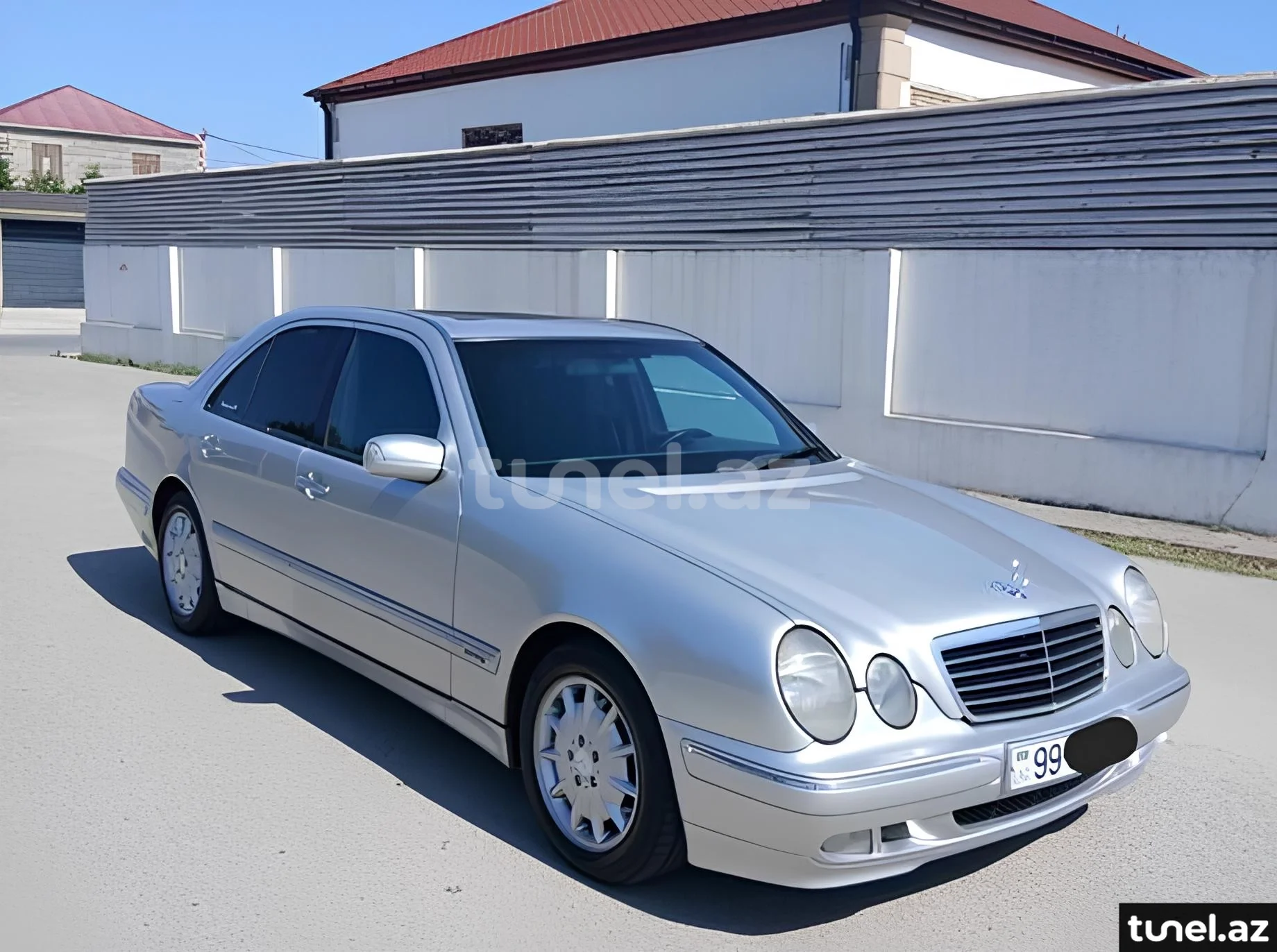 Mercedes E 270 2000