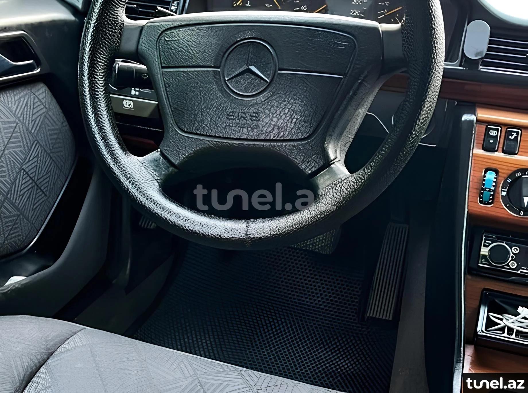 Mercedes E 220 1994