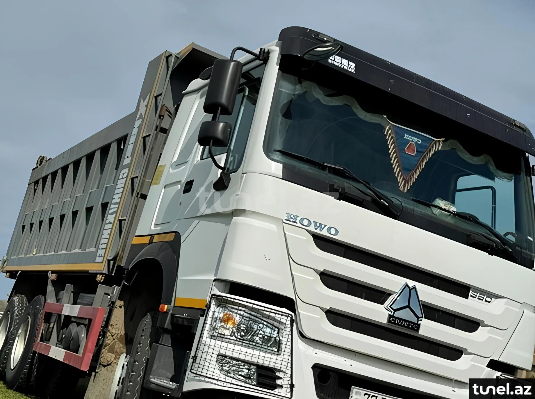 HOWO Sinotruk 2024