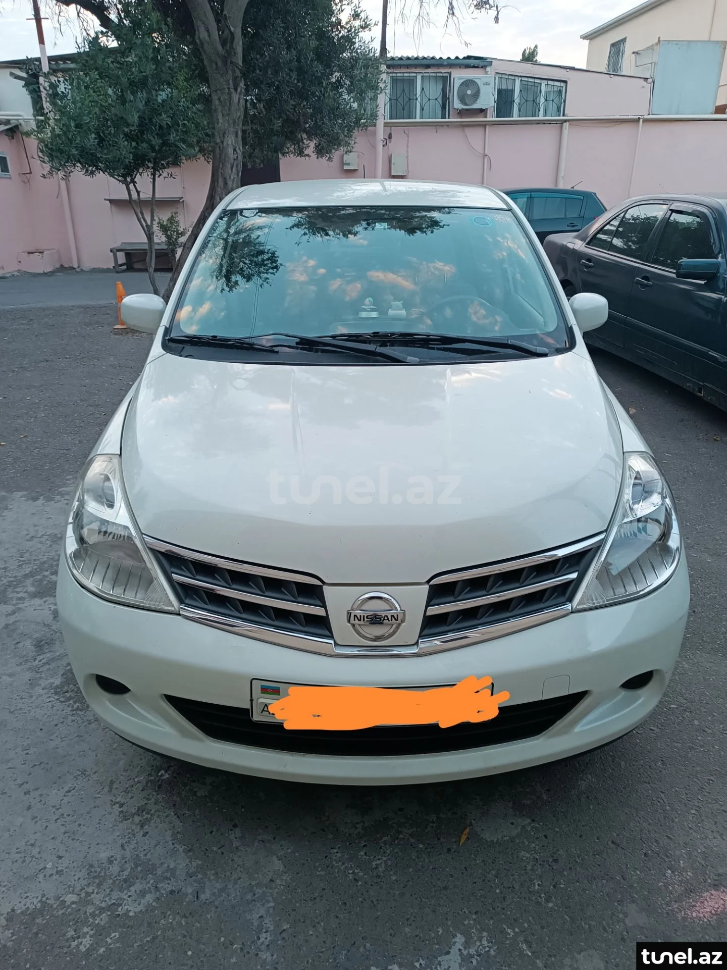 Nissan Tiida 2011