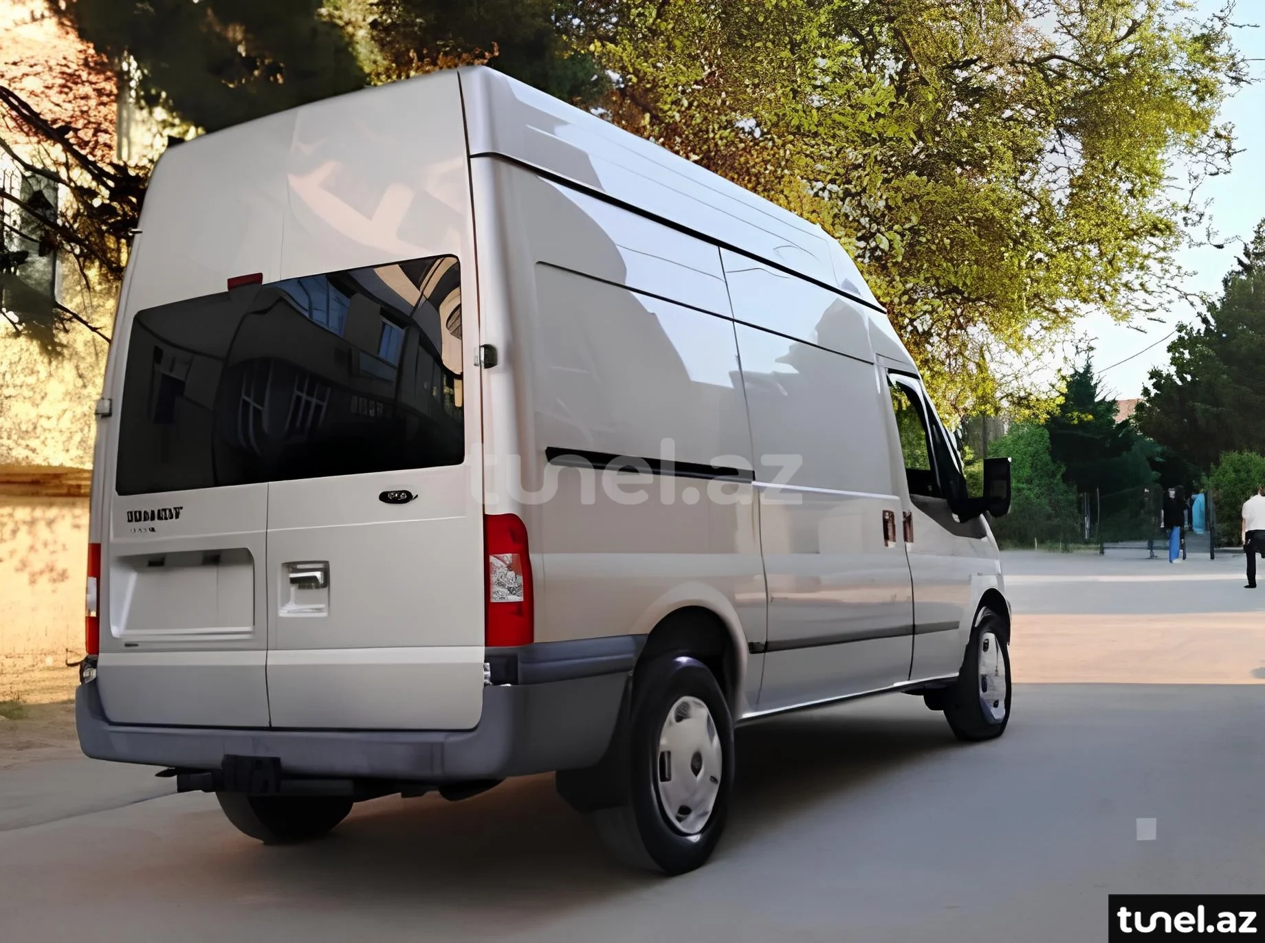 Ford Transit 2010