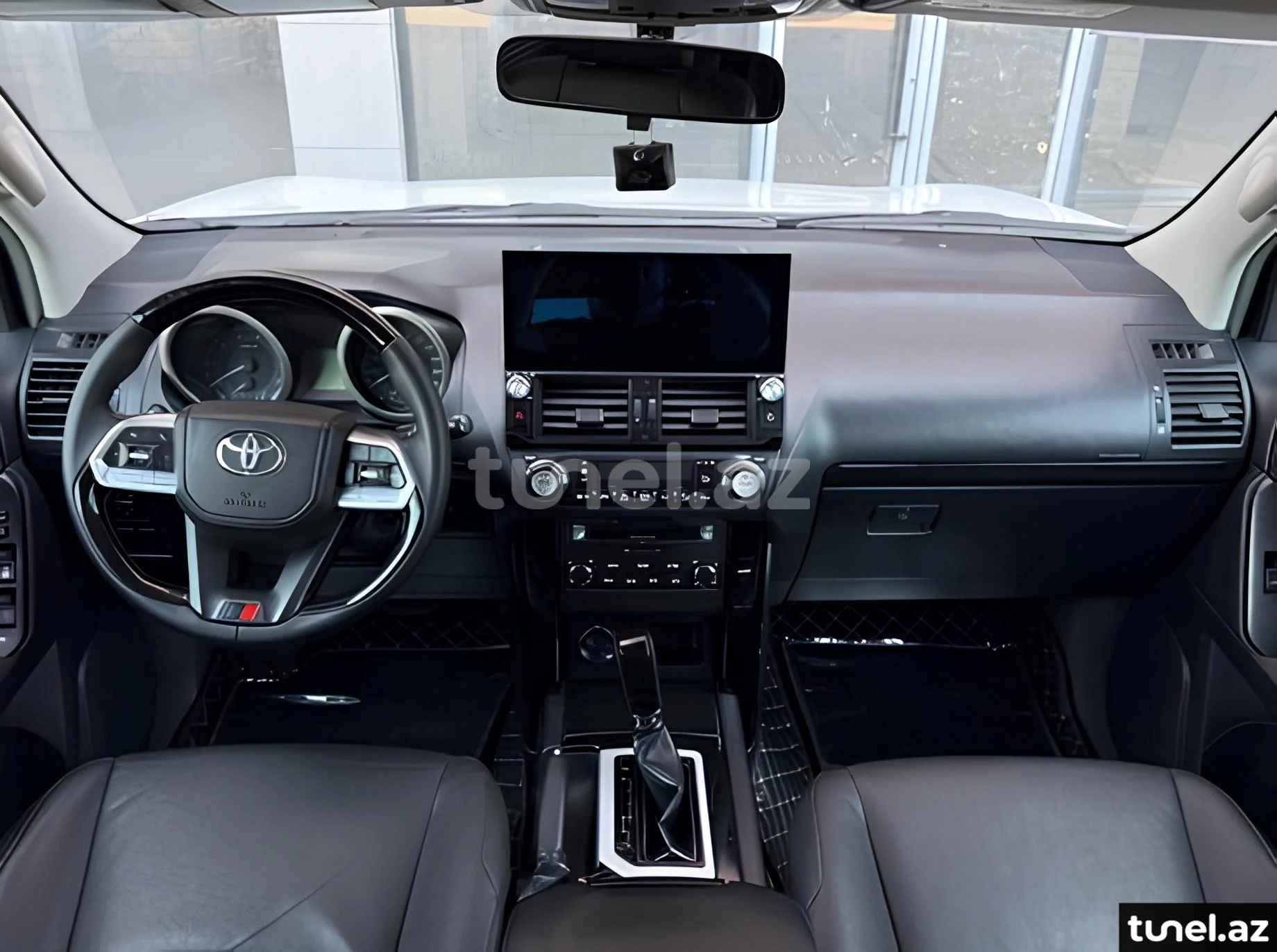 Toyota Land Cruiser Prado 2013