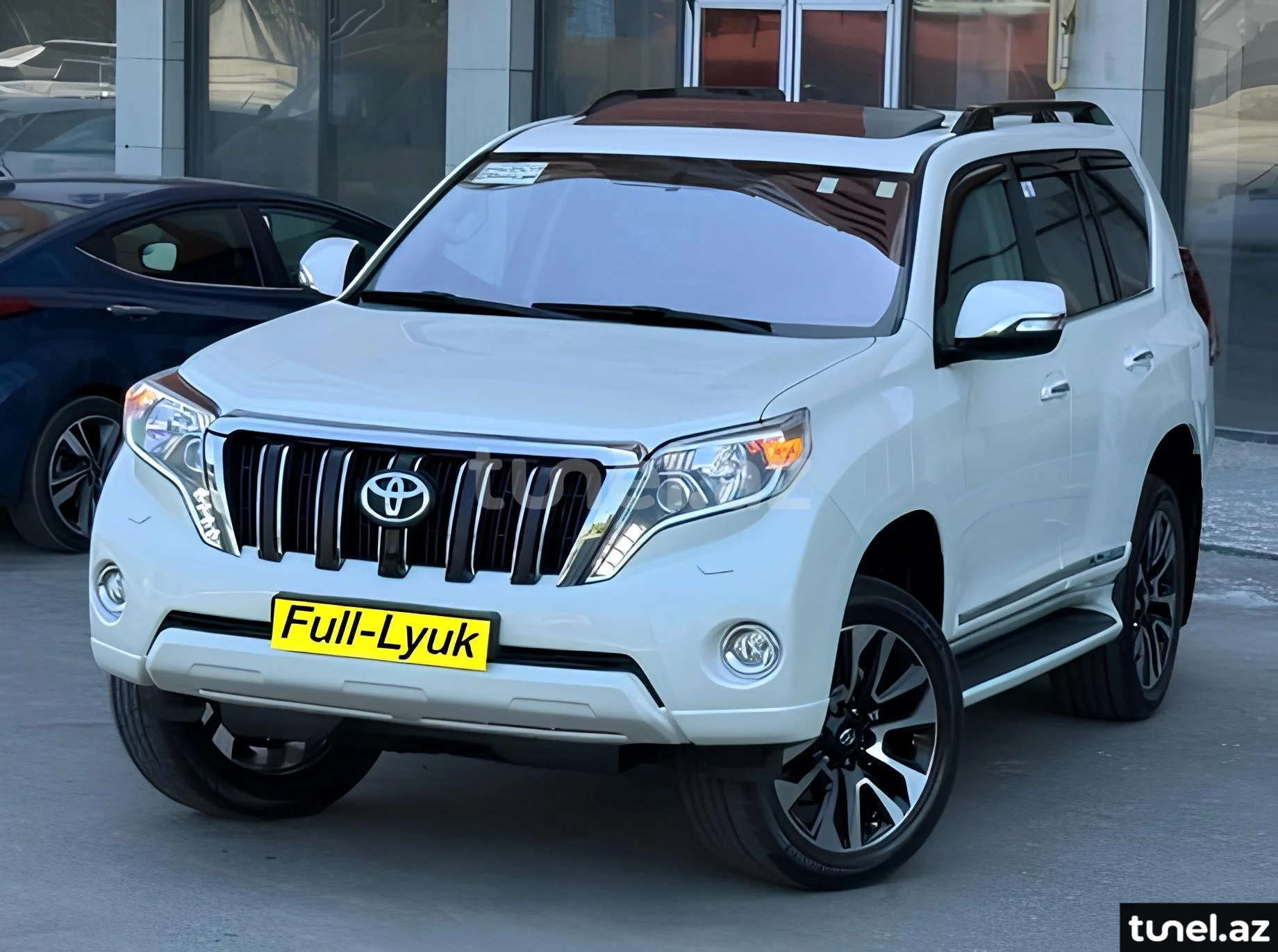 Toyota Land Cruiser Prado 2013