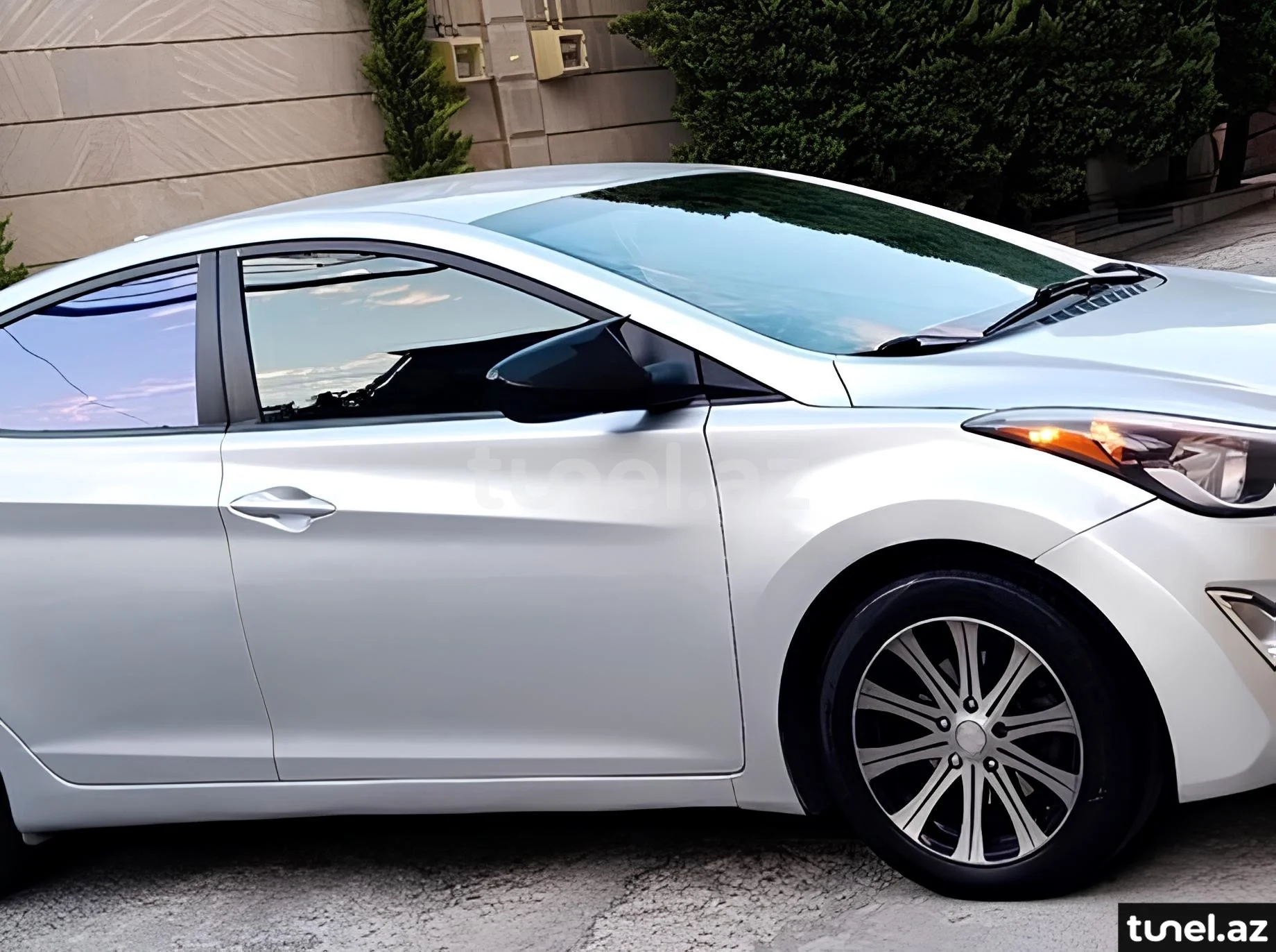 Hyundai Elantra 2015