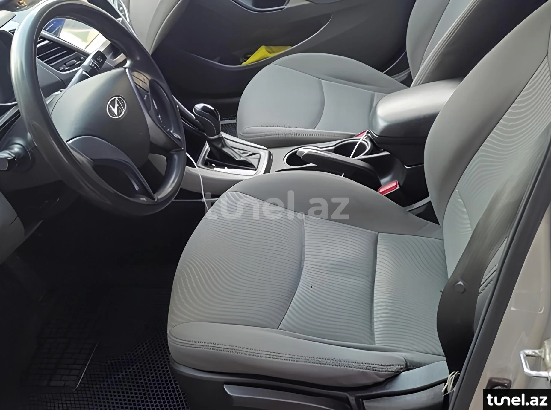 Hyundai Elantra 2015