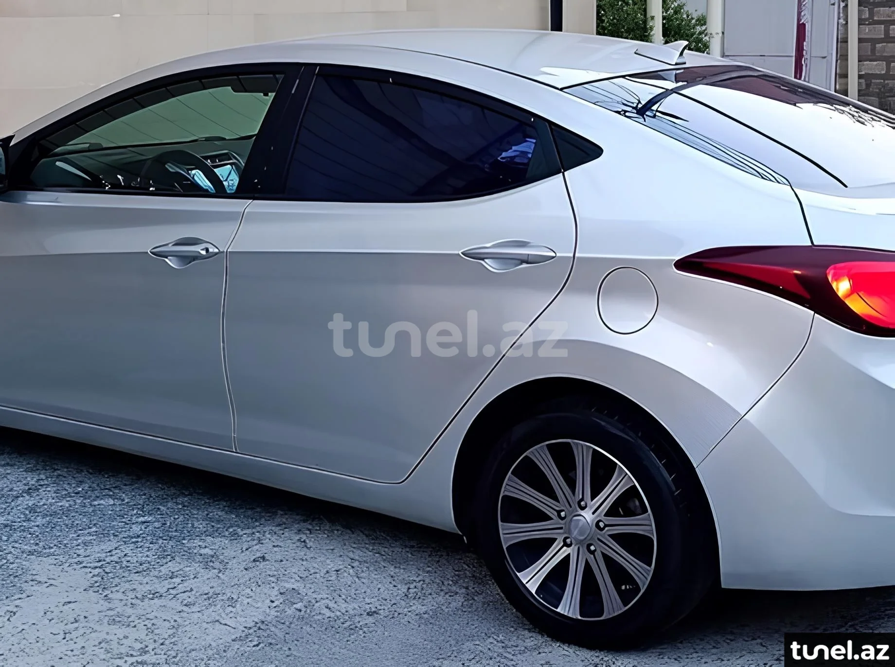 Hyundai Elantra 2015