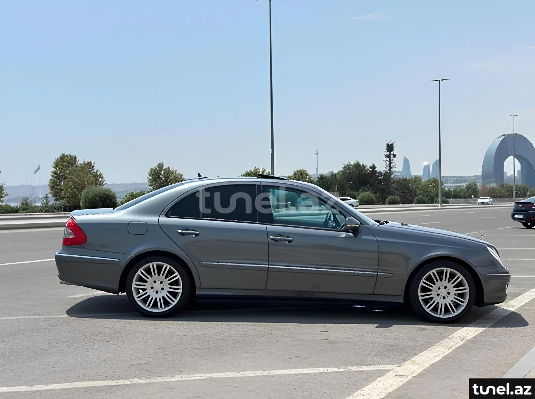 Mercedes E 350 4MATIC 2007
