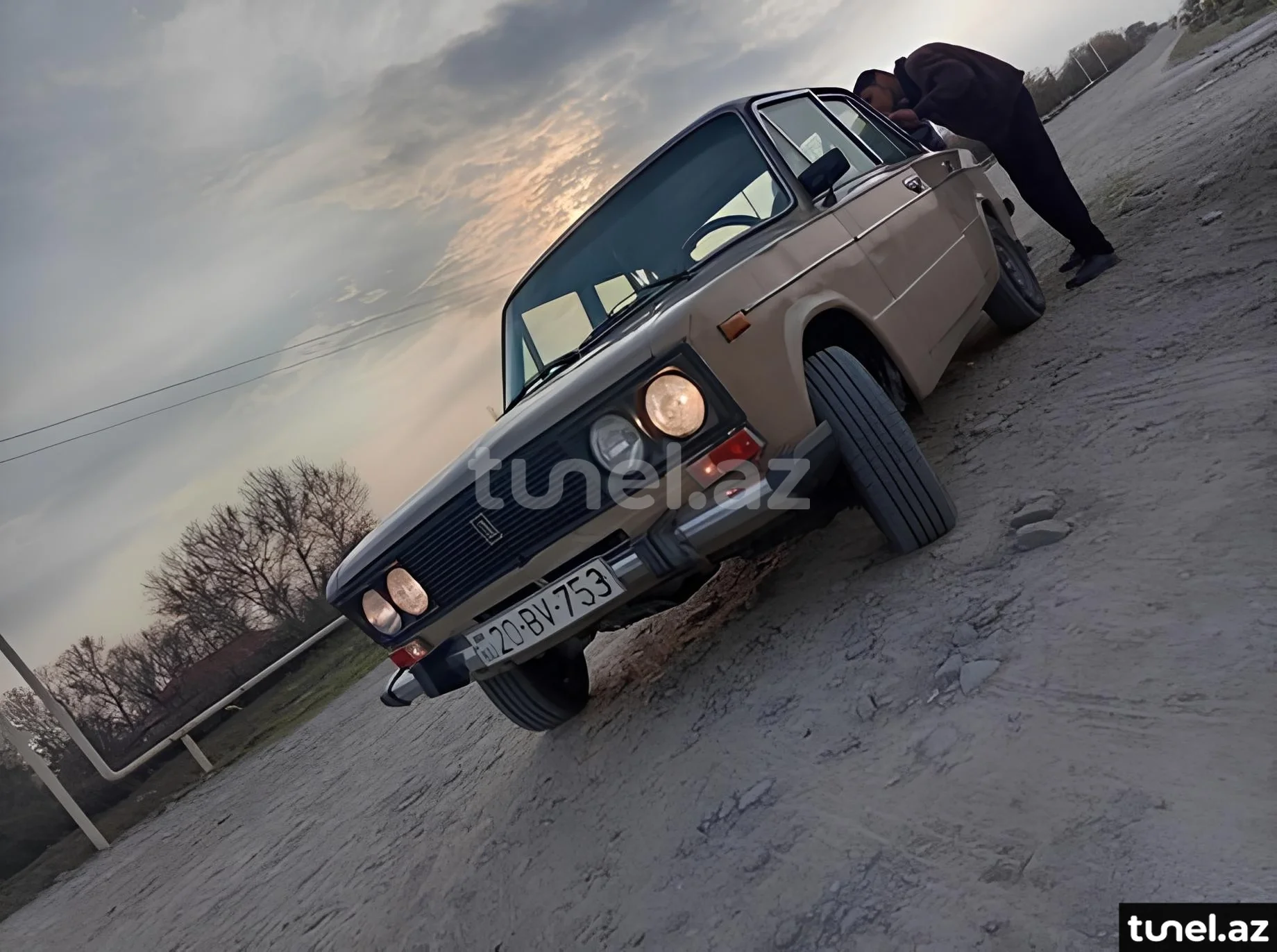 LADA (VAZ) 2106 1983