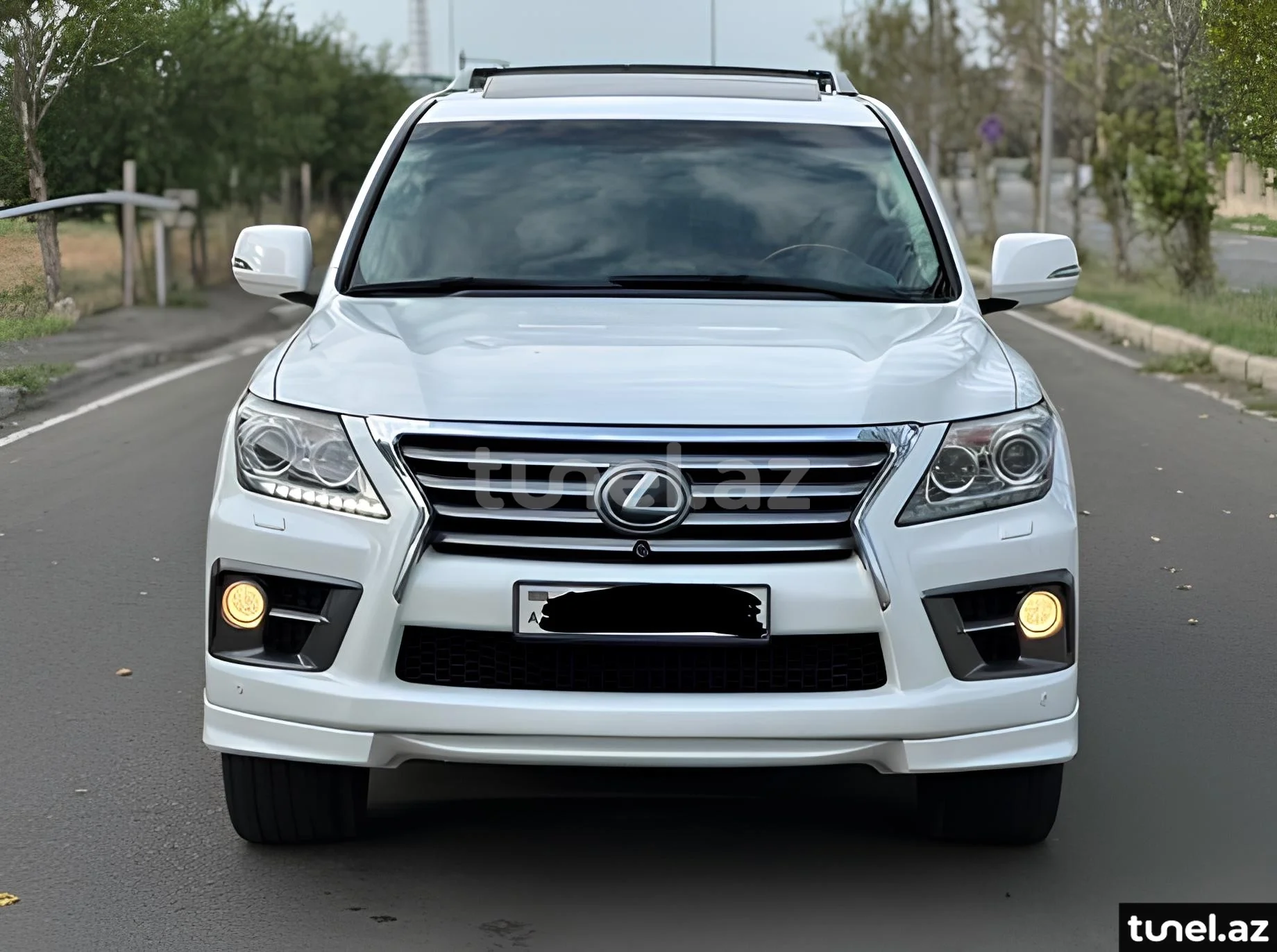 Lexus LX 570 2013