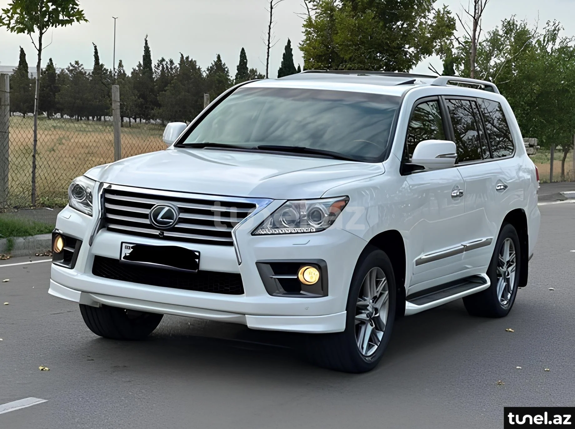 Lexus LX 570 2013