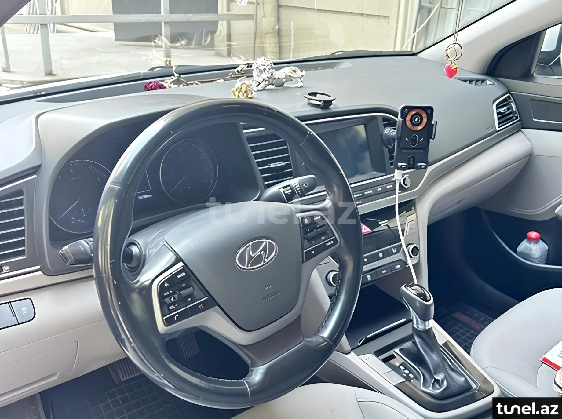 Hyundai Elantra 2016