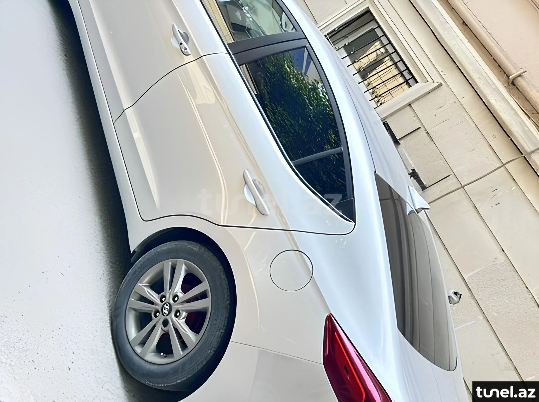 Hyundai Elantra 2016