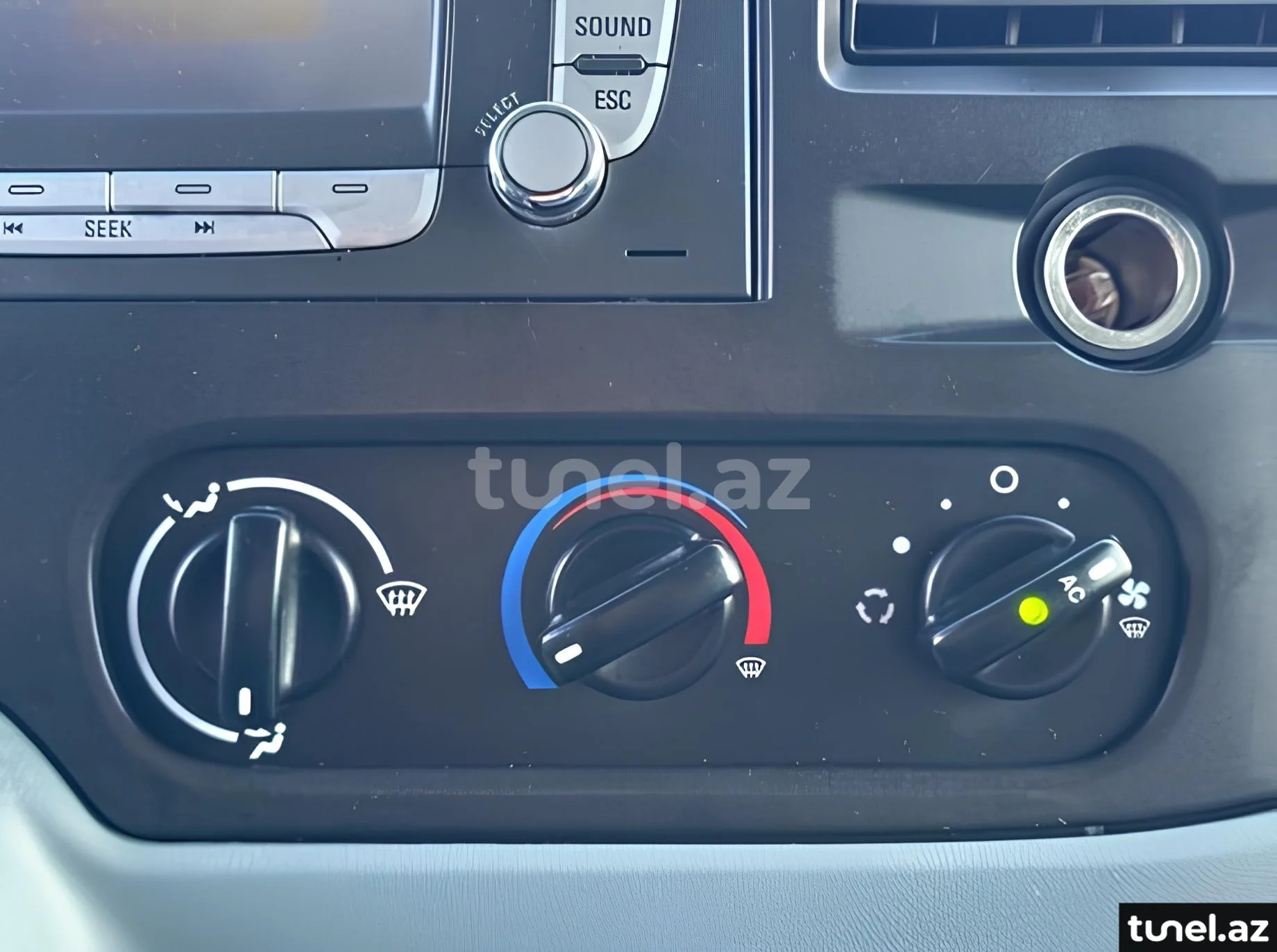 Ford Transit 2011