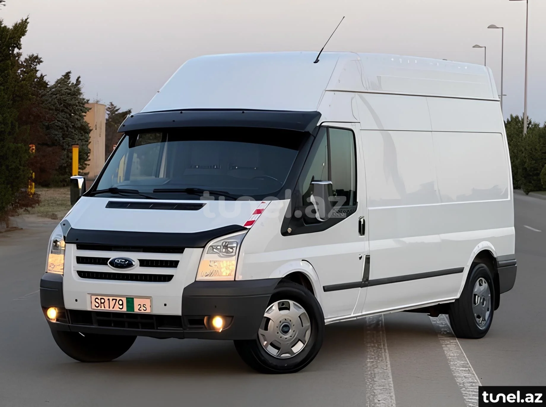 Ford Transit 2011