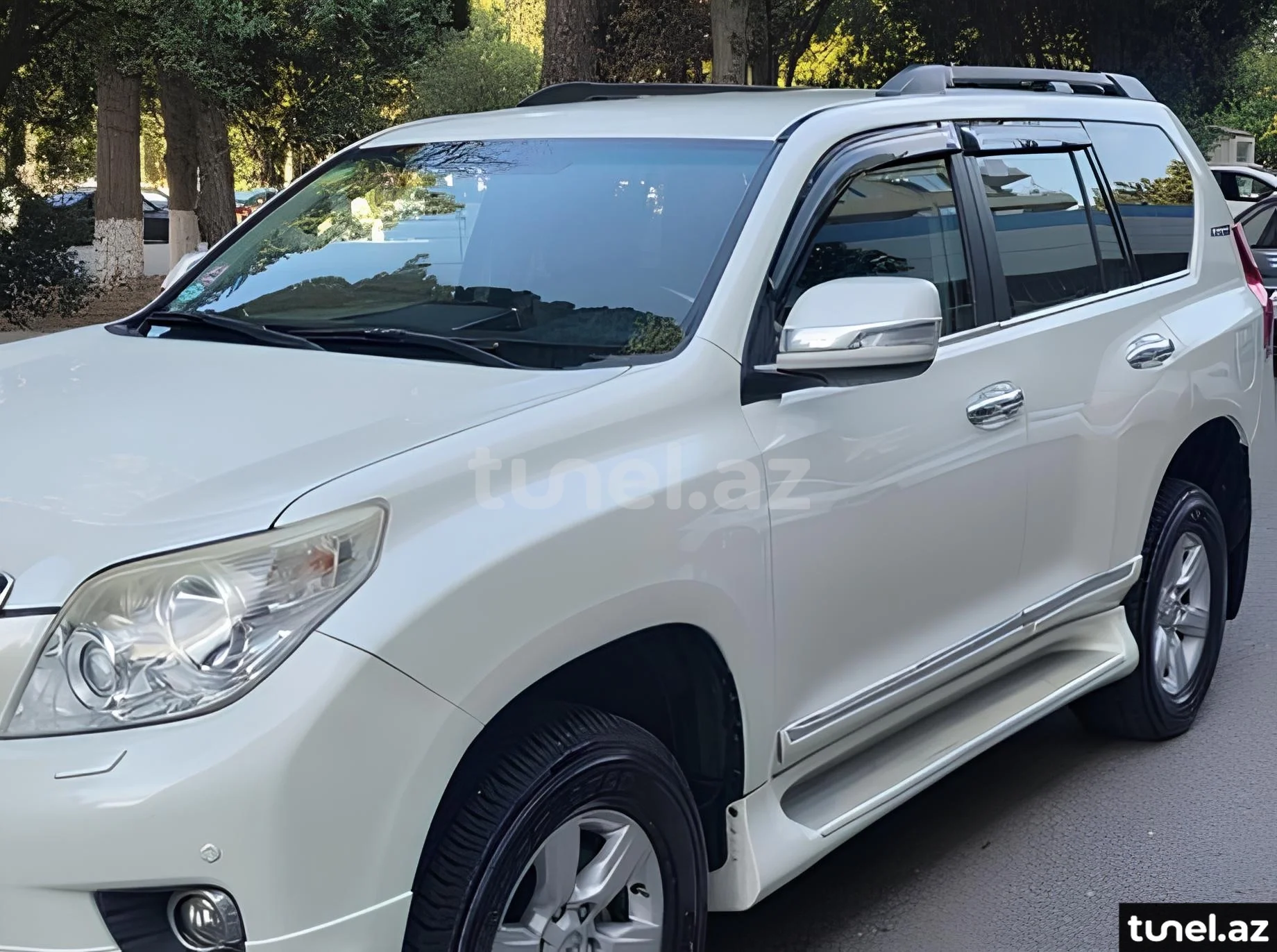 Toyota Land Cruiser Prado 2013