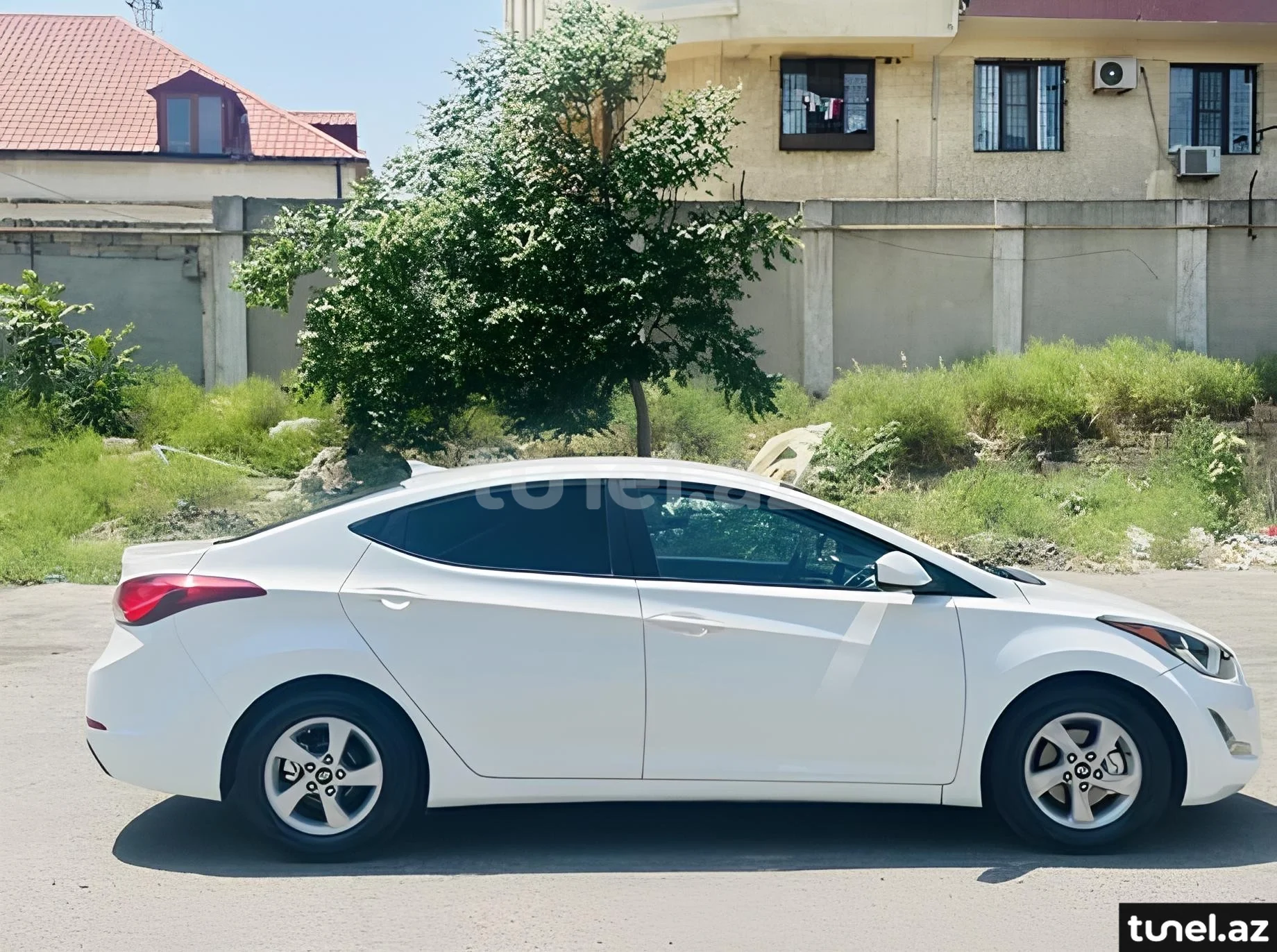 Hyundai Elantra 2015