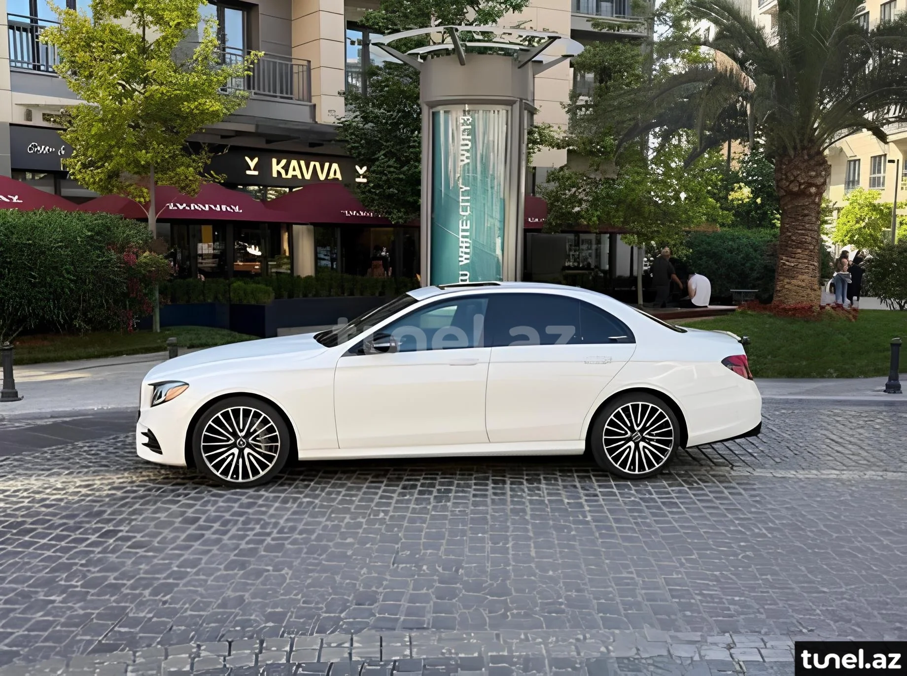 Mercedes E 350 4MATIC 2017