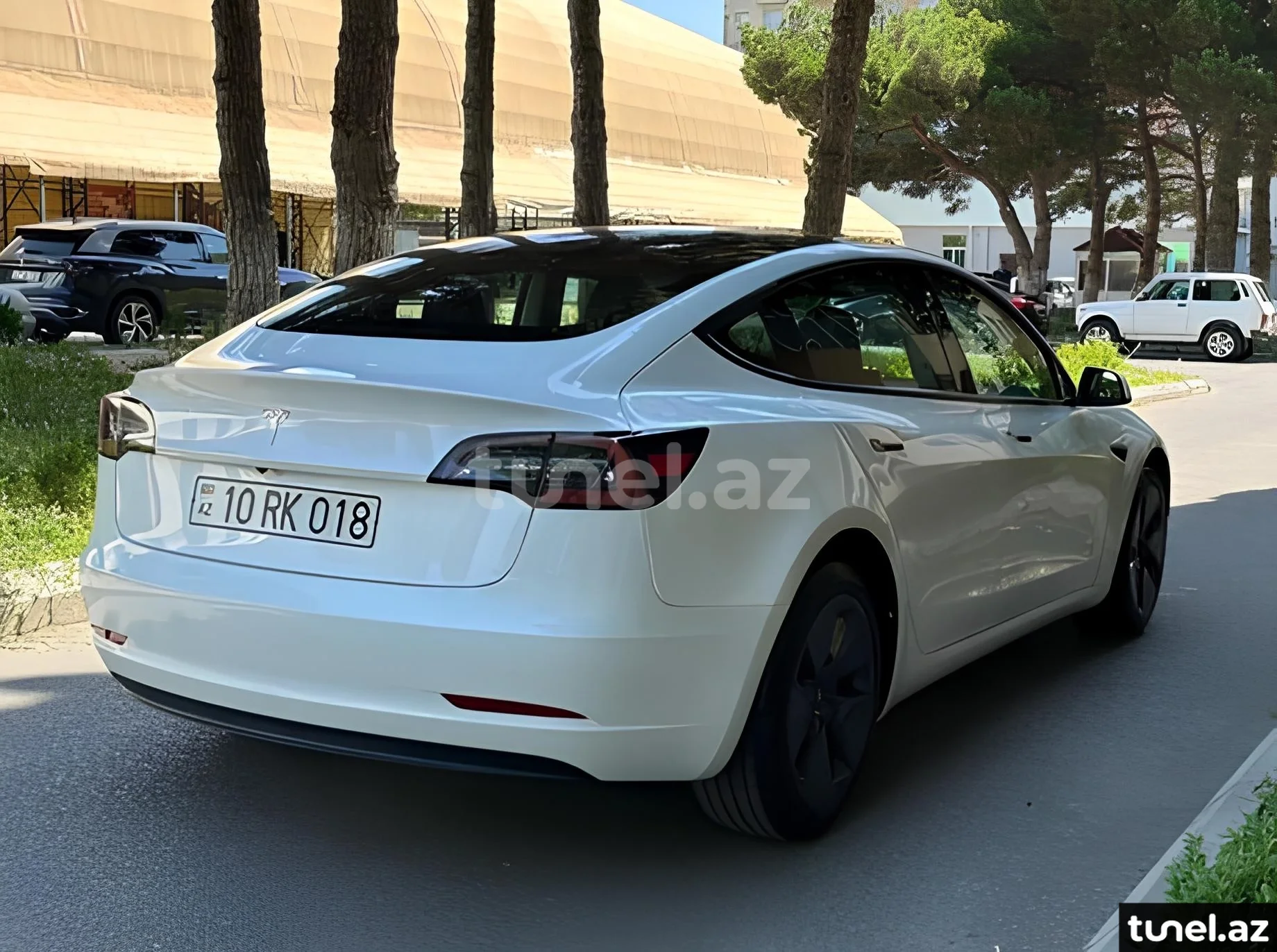 Tesla Model 3 2023