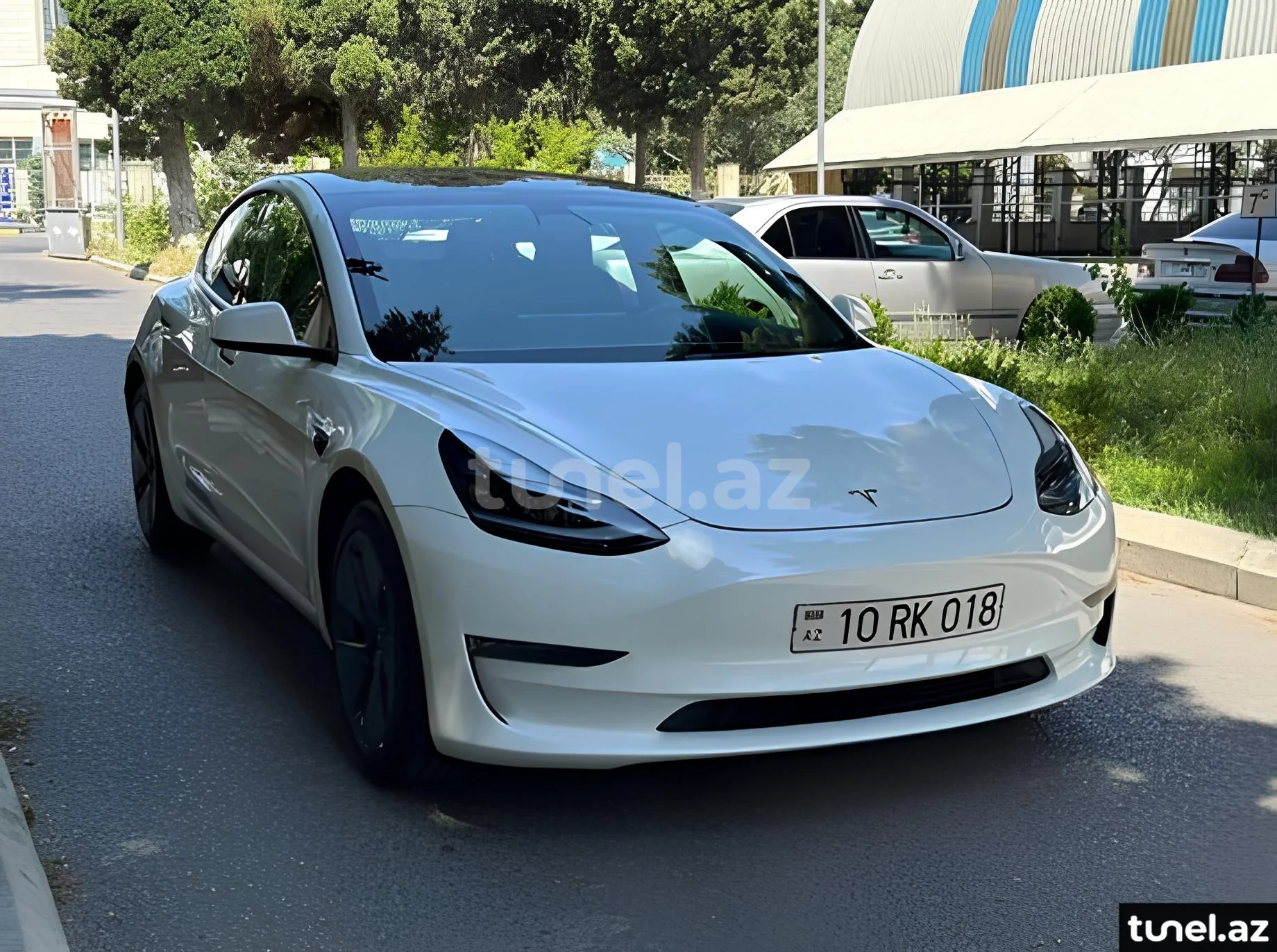 Tesla Model 3 2023