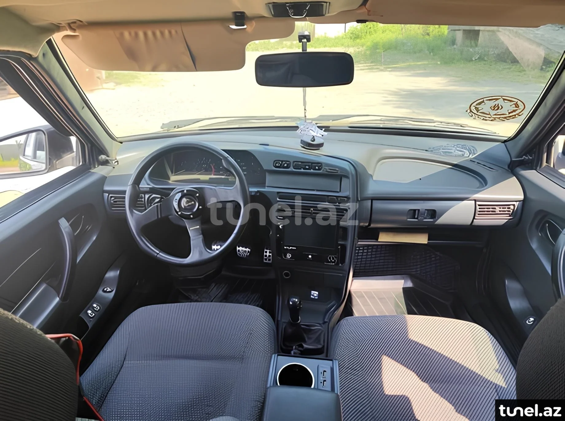 LADA (VAZ) 2115 2011