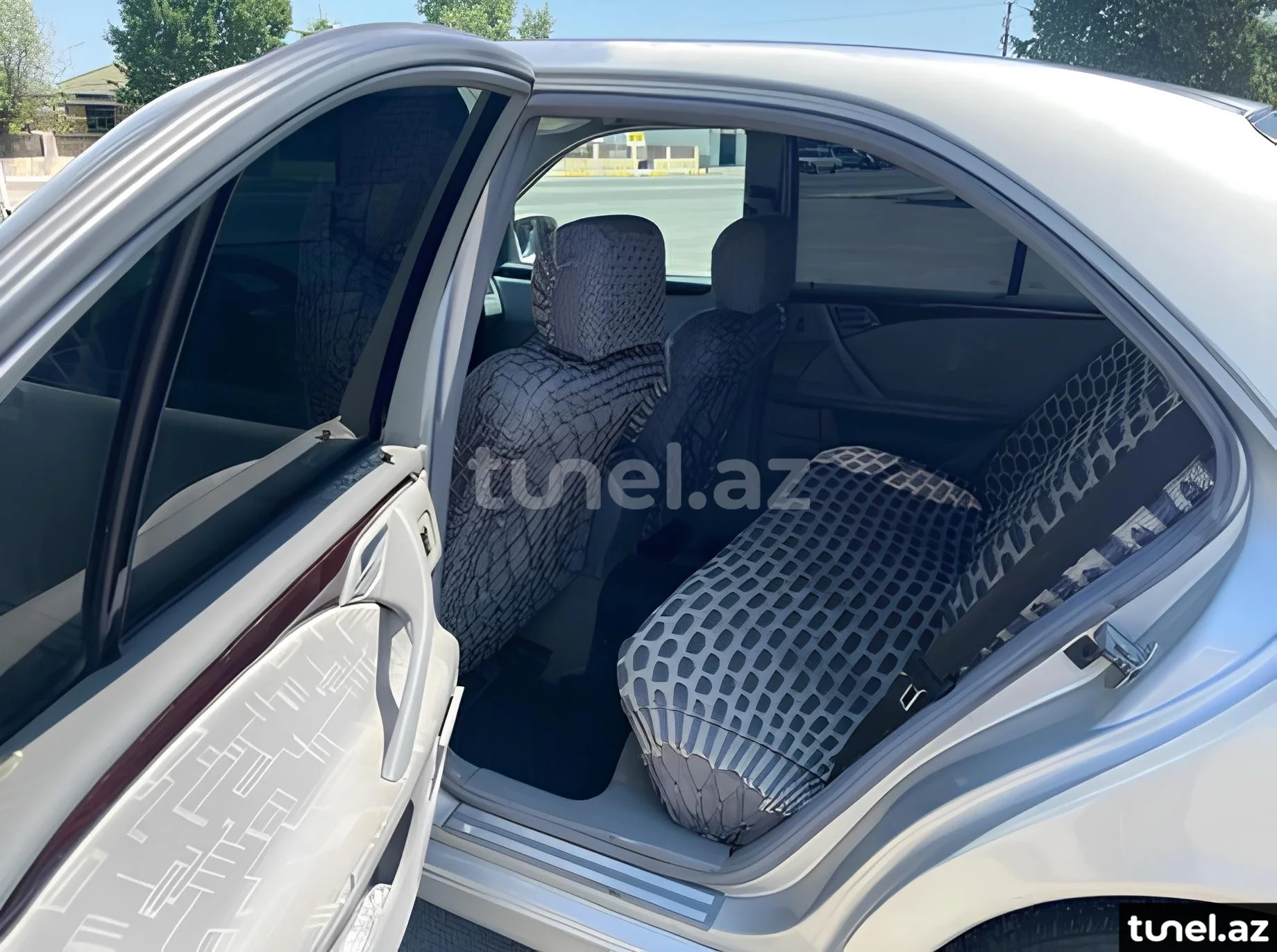 Mercedes E 220 2000