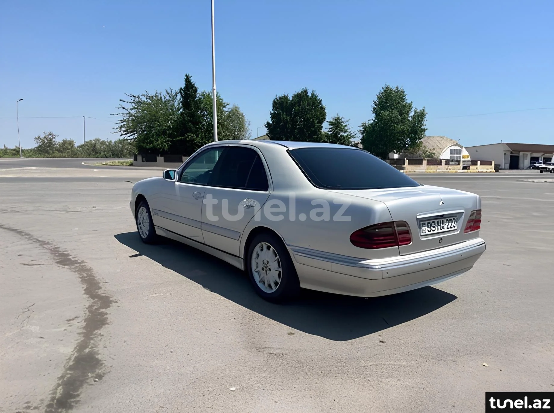 Mercedes E 220 2000