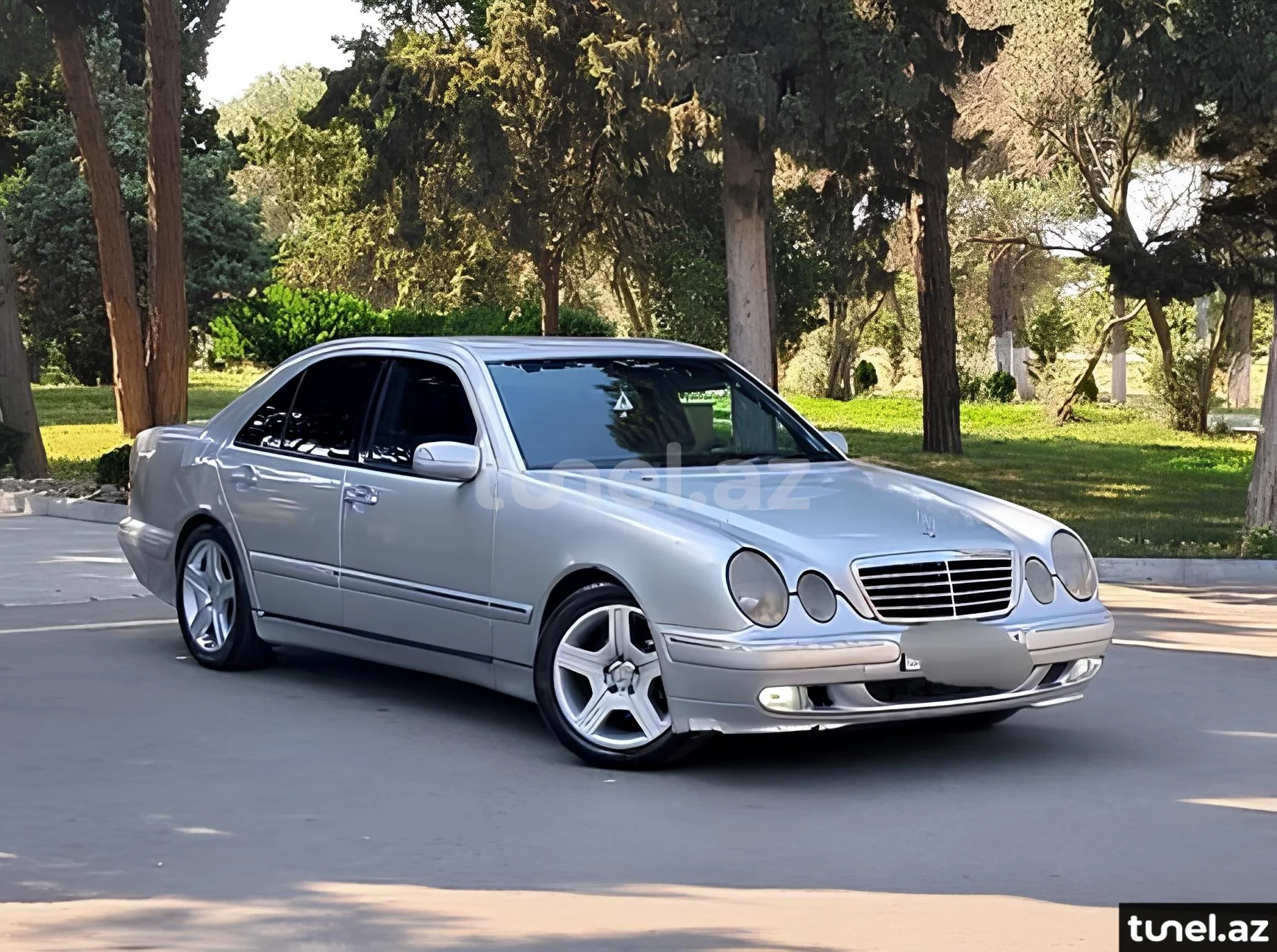 Mercedes E 220 2000
