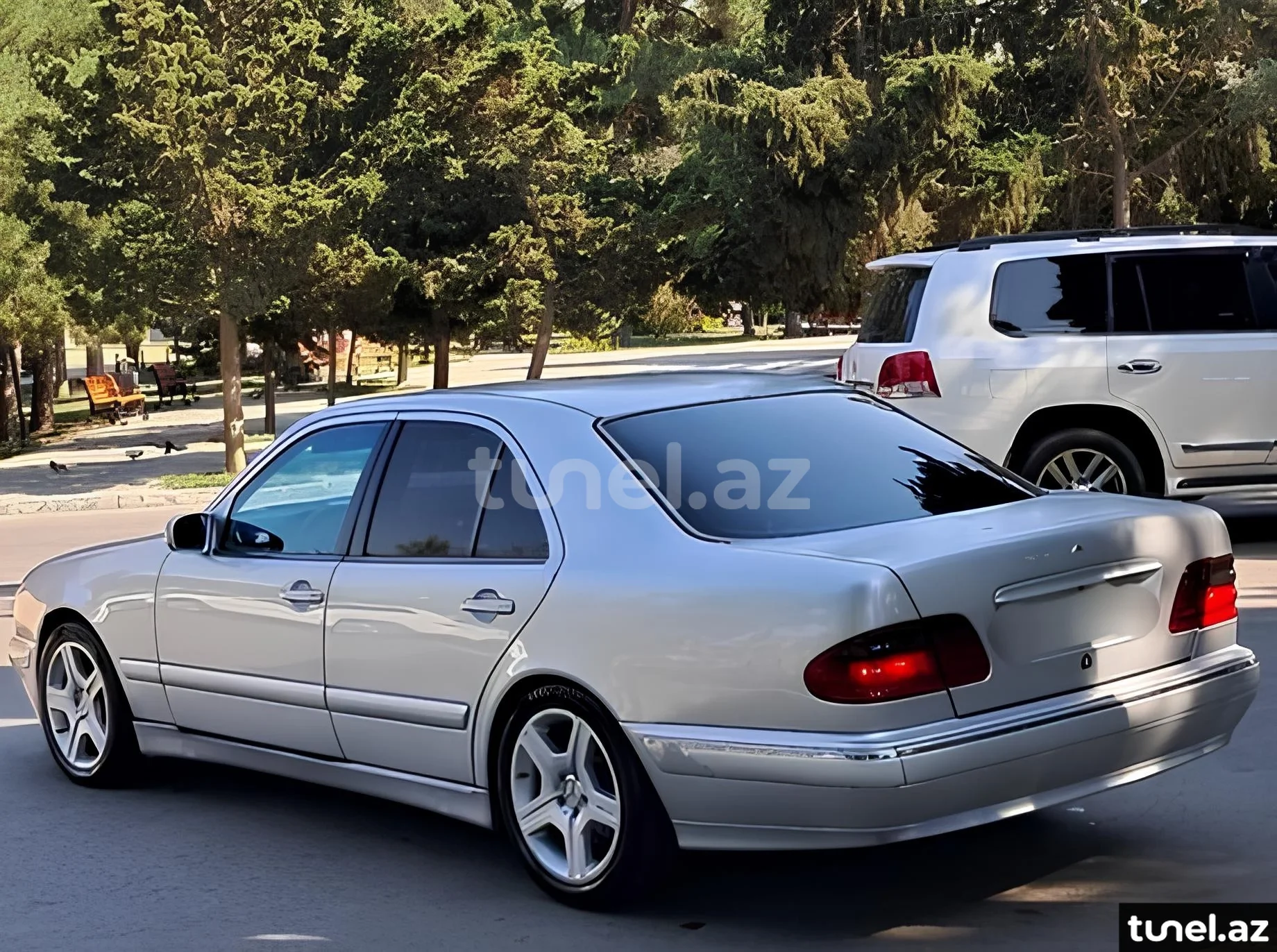 Mercedes E 220 2000