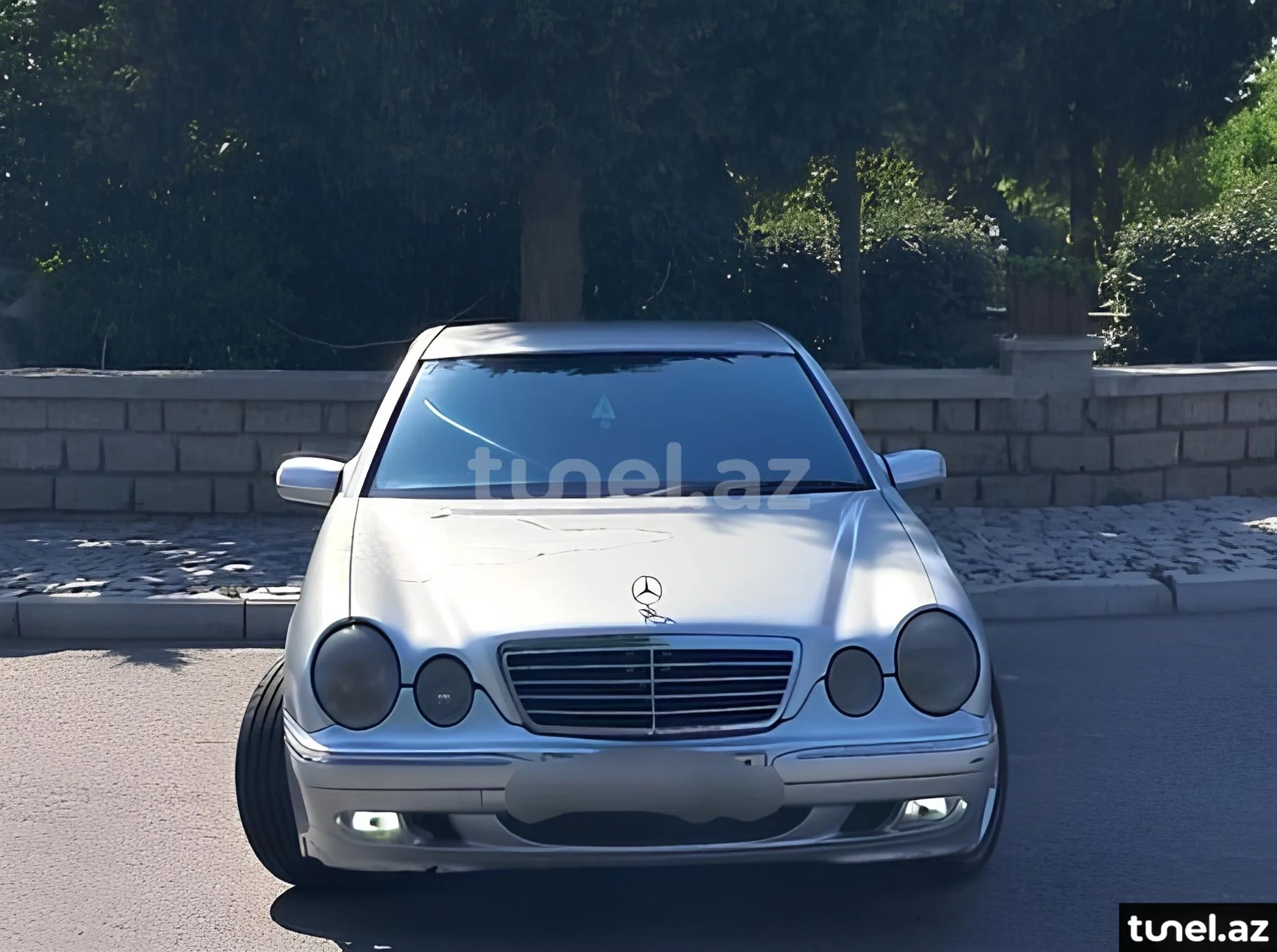 Mercedes E 220 2000