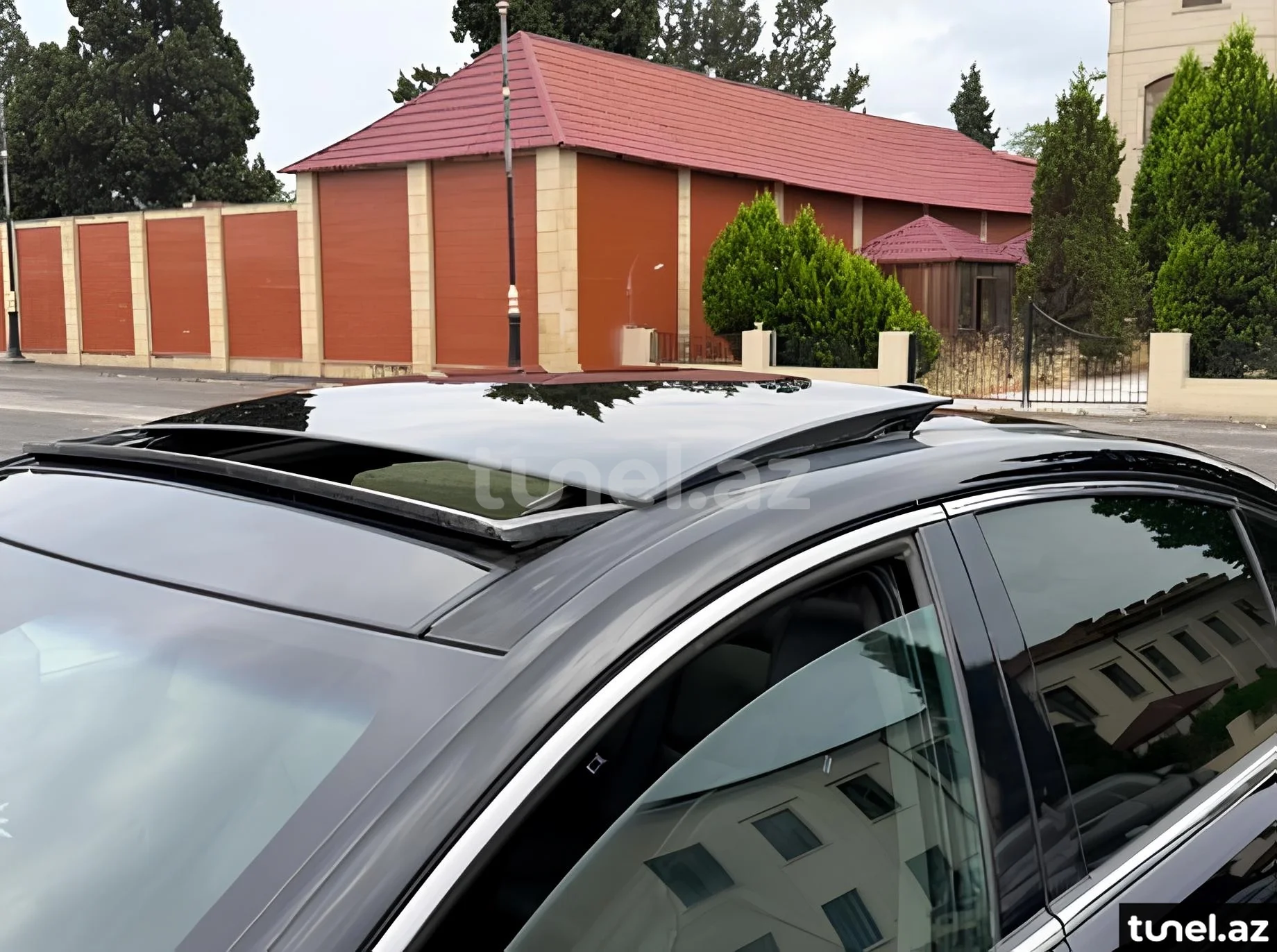 Kia Cadenza 2012