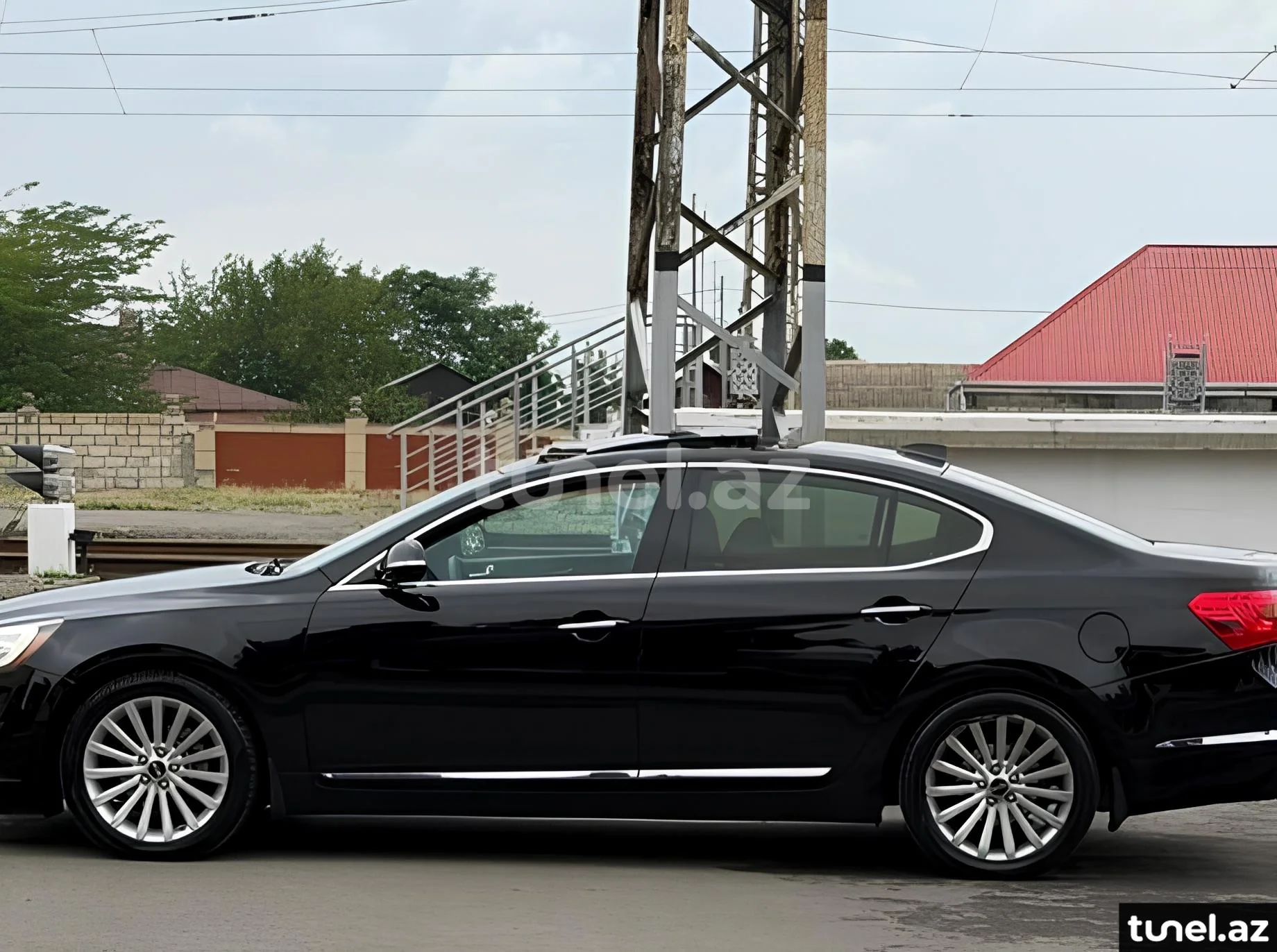 Kia Cadenza 2012