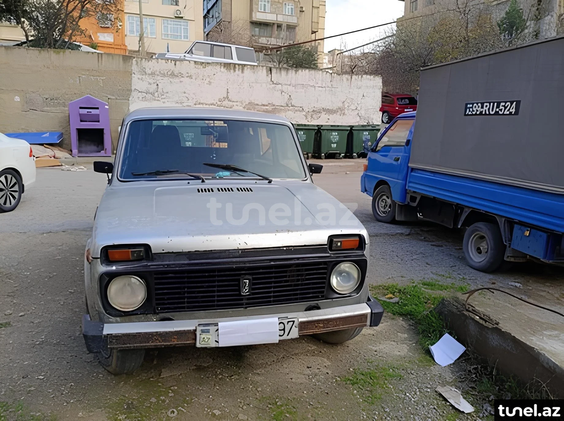 LADA (VAZ) Niva 2002